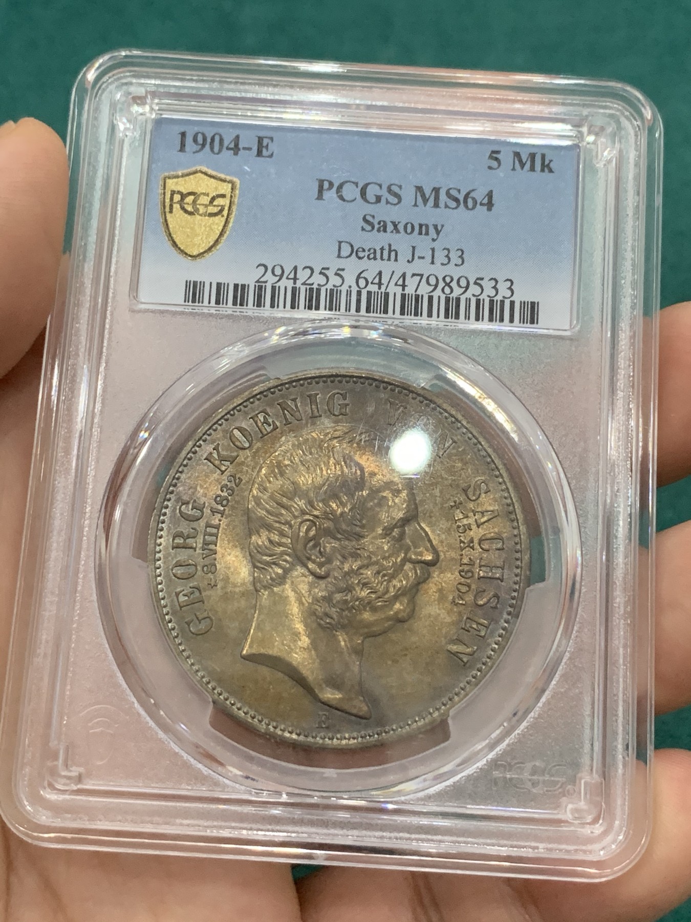 欢迎参加《竞宝斋》为爱冲冲冲 七夕特拍专场 ！第191场 (全场包邮) PCGS-MS64，德国1904年萨克森乔治纪念5马克银币，金色均匀包浆 难得高分状态