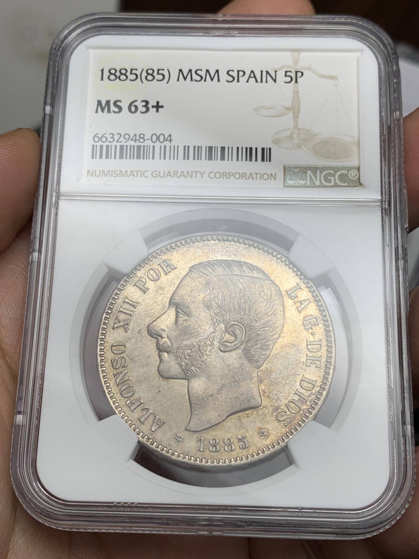 欢迎参加《竞宝斋》为爱冲冲冲 七夕特拍专场 ！第191场 (全场包邮) NGC-MS63+ 西班牙1885（85）阿方索十二世 5比塞塔大银  底光强烈 双面淡金彩包浆 季军分 更高分仅2枚 一步到位的藏品