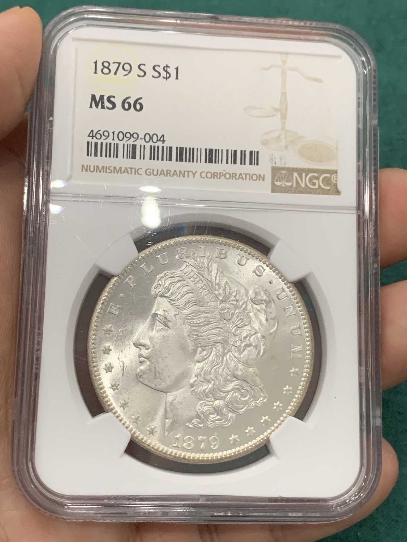 欢迎参加《竞宝斋》为爱冲冲冲 七夕特拍专场 ！第191场 (全场包邮) NGC-MS66 美国 1879S 摩根 1元 大银元 白净凝霜 可藏