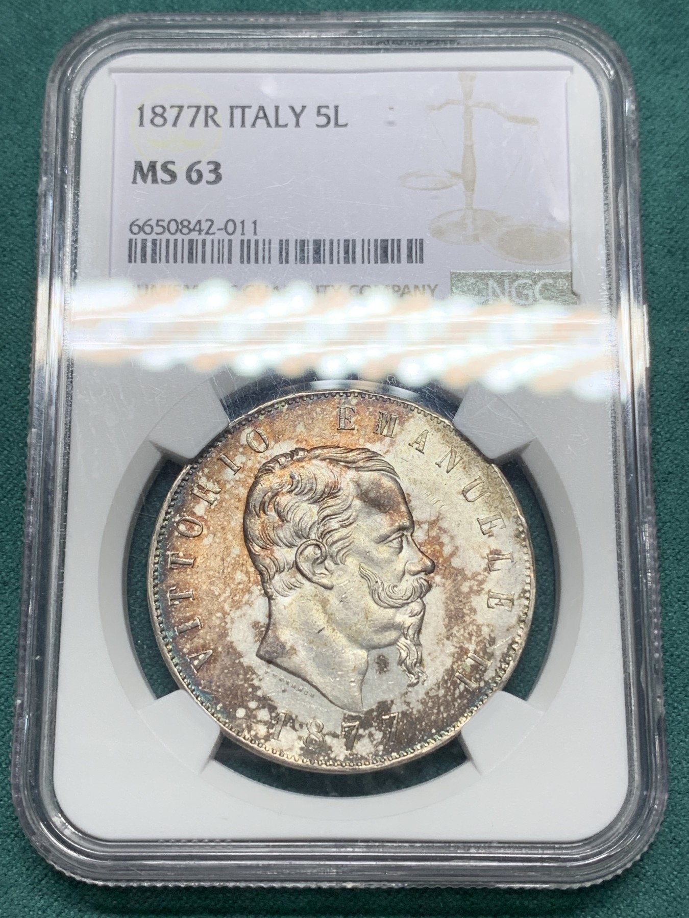 欢迎参加《竞宝斋》为爱冲冲冲 七夕特拍专场 ！第191场 (全场包邮) NGC-MS63 意大利1877-R 埃曼纽尔二世 5里拉银币 五彩包浆 细节一流 状态超棒的一枚