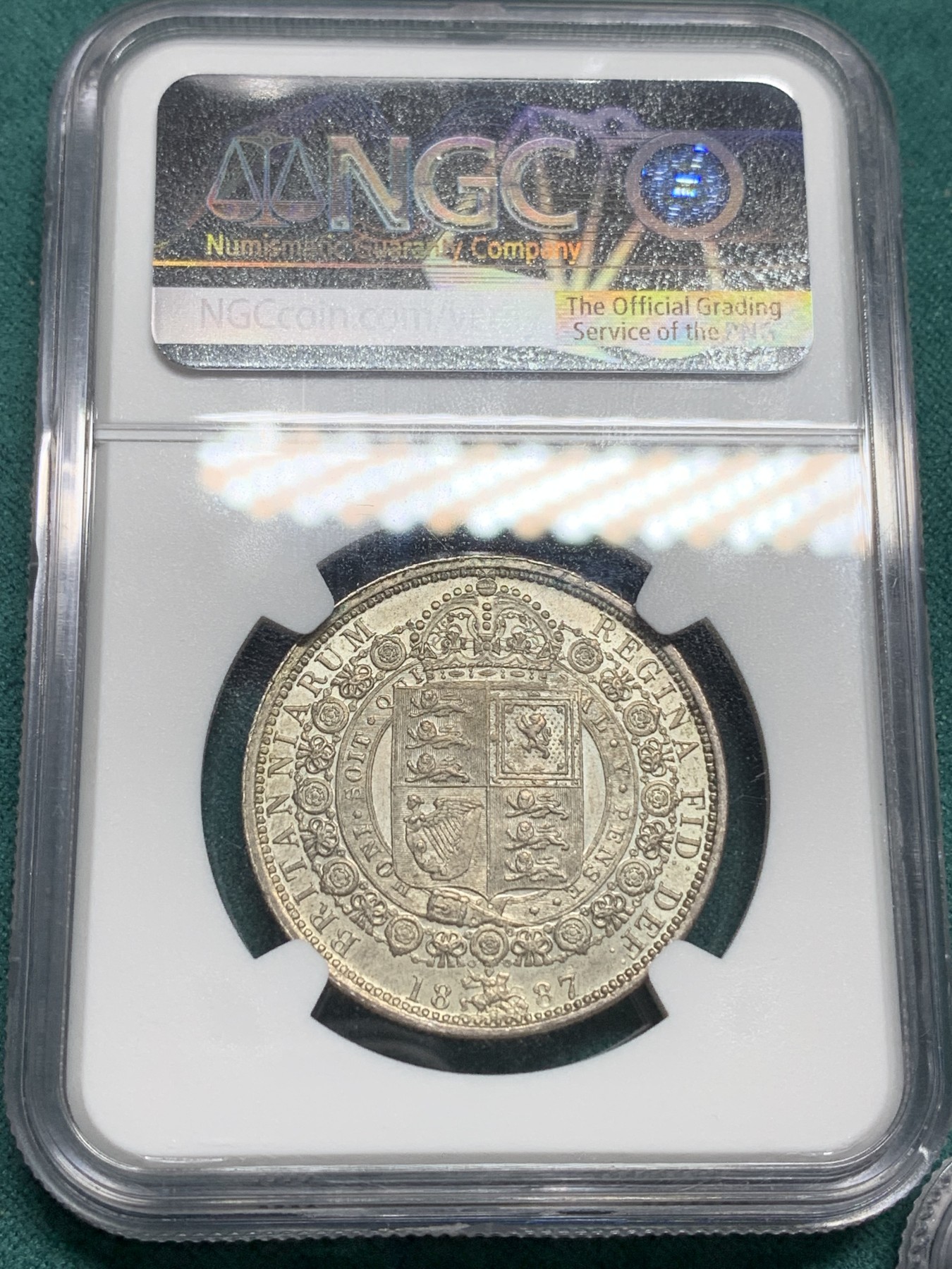 欢迎参加《竞宝斋》为爱冲冲冲 七夕特拍专场 ！第191场 (全场包邮) 7枚一套 NGC MS63-64 英国1887年 维多利亚 高冠版 银币套币 高分连号 一次搞定 比较难得