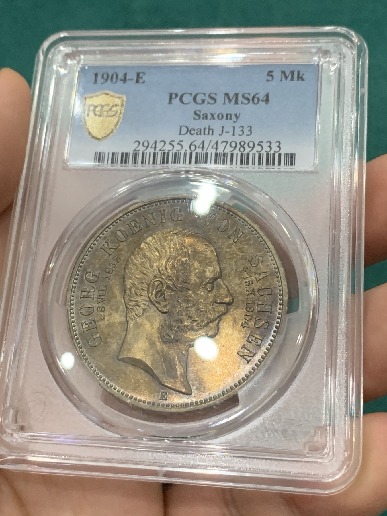欢迎参加《竞宝斋》为爱冲冲冲 七夕特拍专场 ！第191场 (全场包邮) PCGS-MS64，德国1904年萨克森乔治纪念5马克银币，金色均匀包浆 难得高分状态