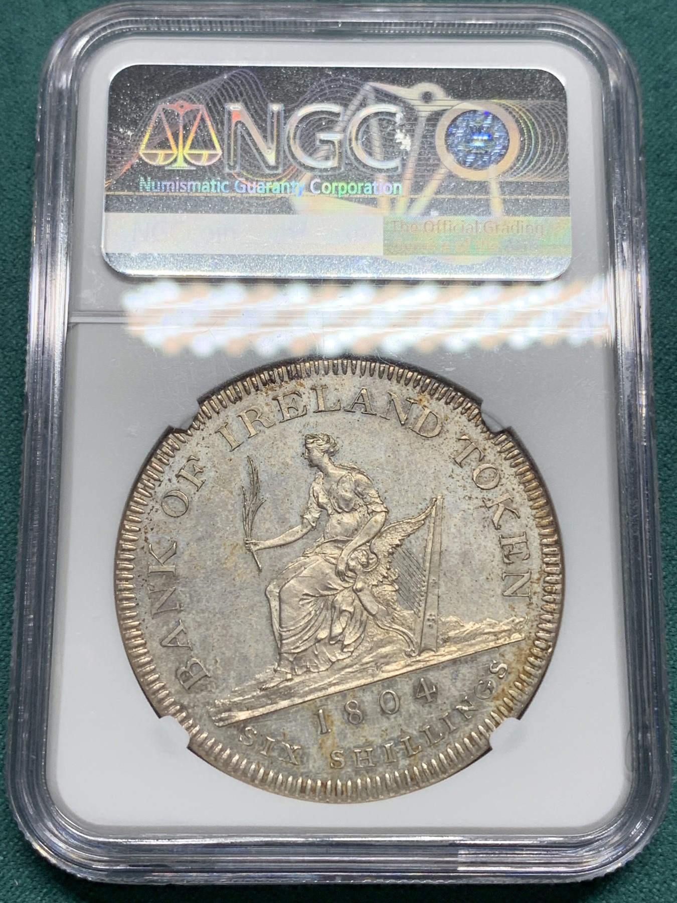 欢迎参加《竞宝斋》为爱冲冲冲 七夕特拍专场 ！第191场 (全场包邮) NGC PF62 英国 1804 乔治三世 爱尔兰银行版 6先令大银币 非常见的英格兰版本 底板如镜 淡包浆加持 难得藏品