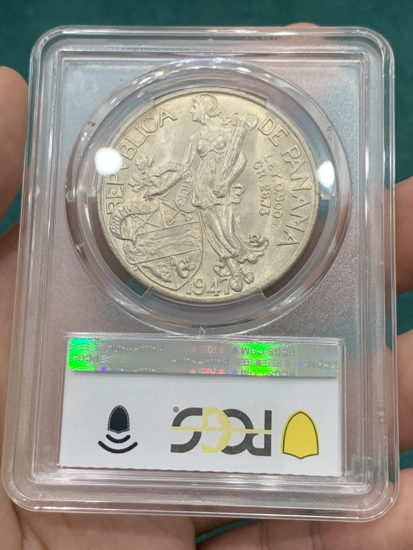 欢迎参加《竞宝斋》为爱冲冲冲 七夕特拍专场 ！第191场 (全场包邮) PCGS-MS66 巴拿马1947年1巴波亚主币大银币，稀少高分亚军分数，这个品种分数国内仅见