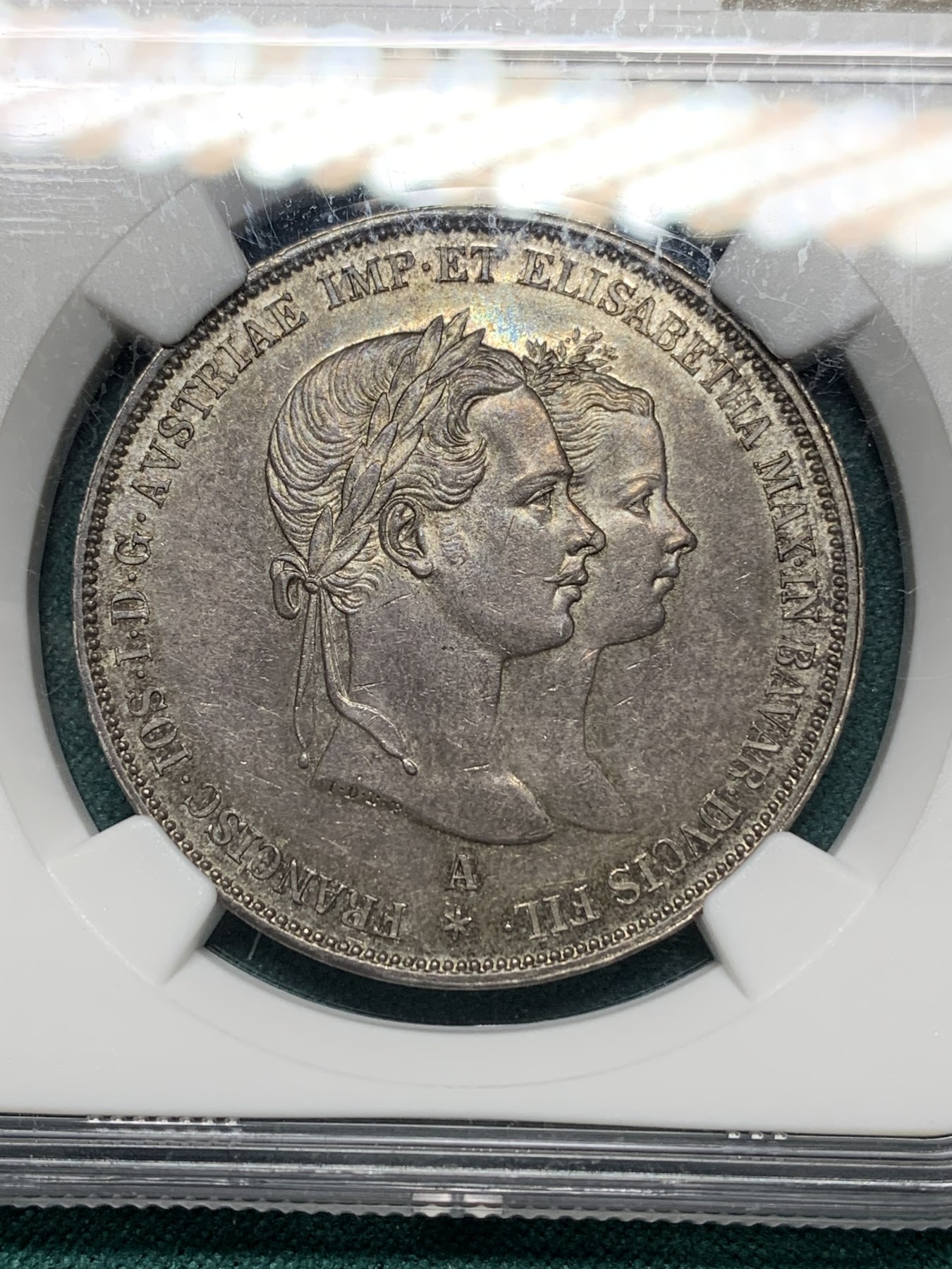 欢迎参加《竞宝斋》为爱冲冲冲 七夕特拍专场 ！第191场 (全场包邮) NGC-MS62 奥匈帝国 1854年 2盾 茜茜公主 结婚纪念大银币 少见的婚礼版本 比银婚更加稀有 原味包浆 背部浮雕神圣深邃 大热品种