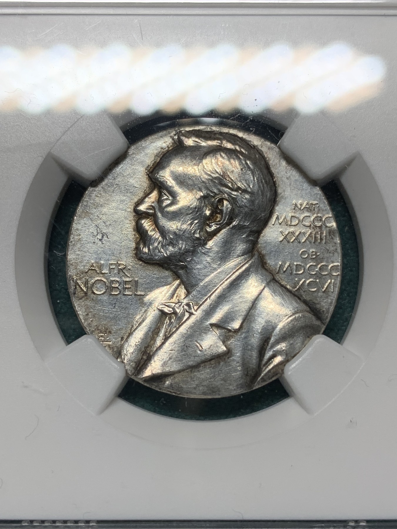 欢迎参加《竞宝斋》为爱冲冲冲 七夕特拍专场 ！第191场 (全场包邮) NGC UNC 瑞典 诺贝尔奖 提名委员会 银章 稀缺品种 值得收藏 感觉可以给分