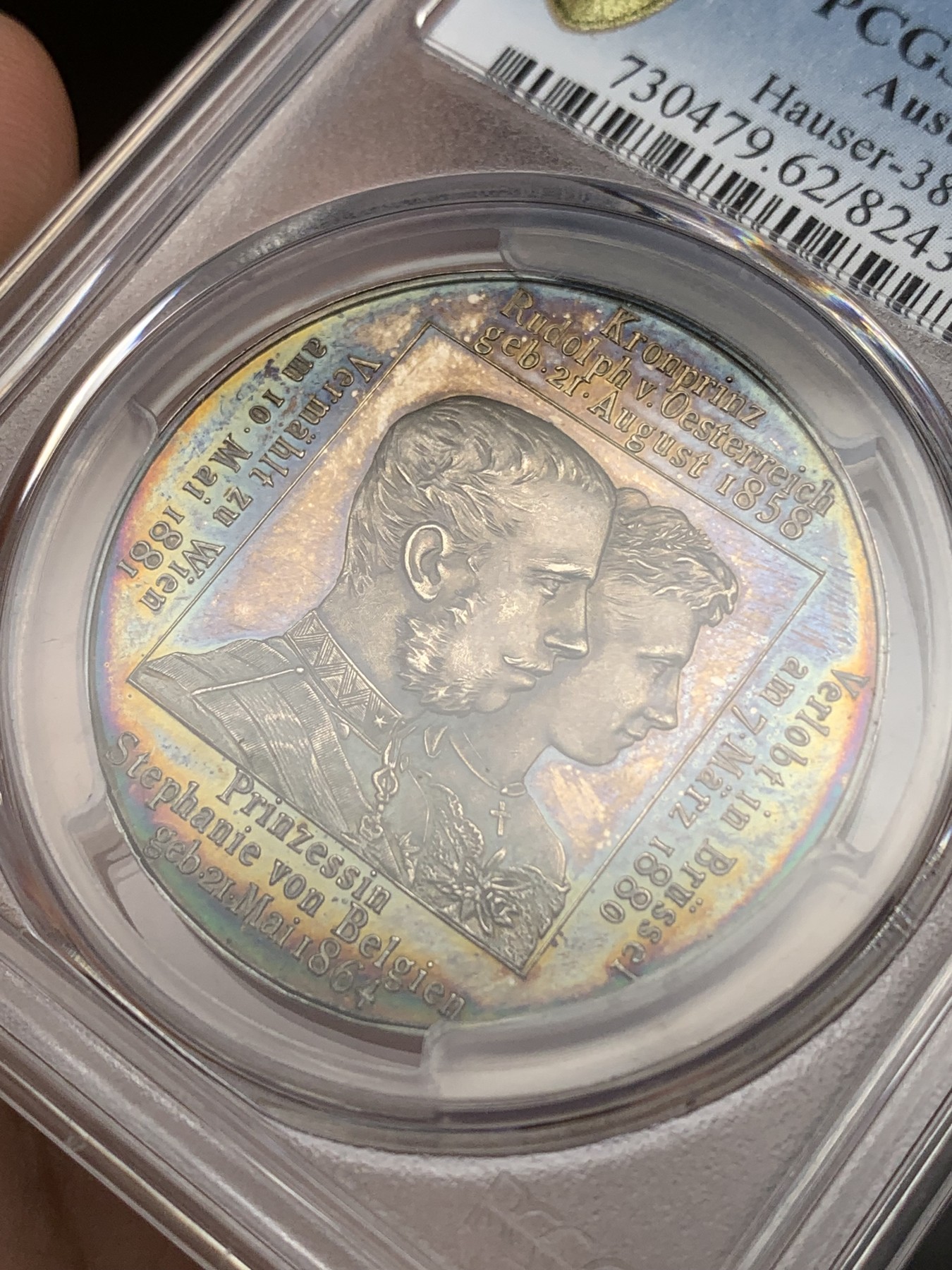 欢迎参加《竞宝斋》为爱冲冲冲 七夕特拍专场 ！第191场 (全场包邮) PCGS-SP62 奥地利 1881年 鲁道夫结婚纪念银章 非常漂亮的双面五彩包浆 背面还带日历表 创意无限