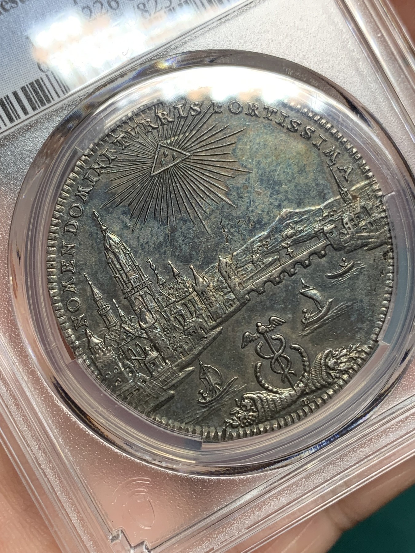 欢迎参加《竞宝斋》为爱冲冲冲 七夕特拍专场 ！第191场 (全场包邮) PCGS AUD 给91而不是92清洗 德国1772年“名誉品”法兰克福景观泰勒，蓝色星空彩犹如梵高油画。三年前欧洲裸币成交就已近千欧，可重新养护博分！