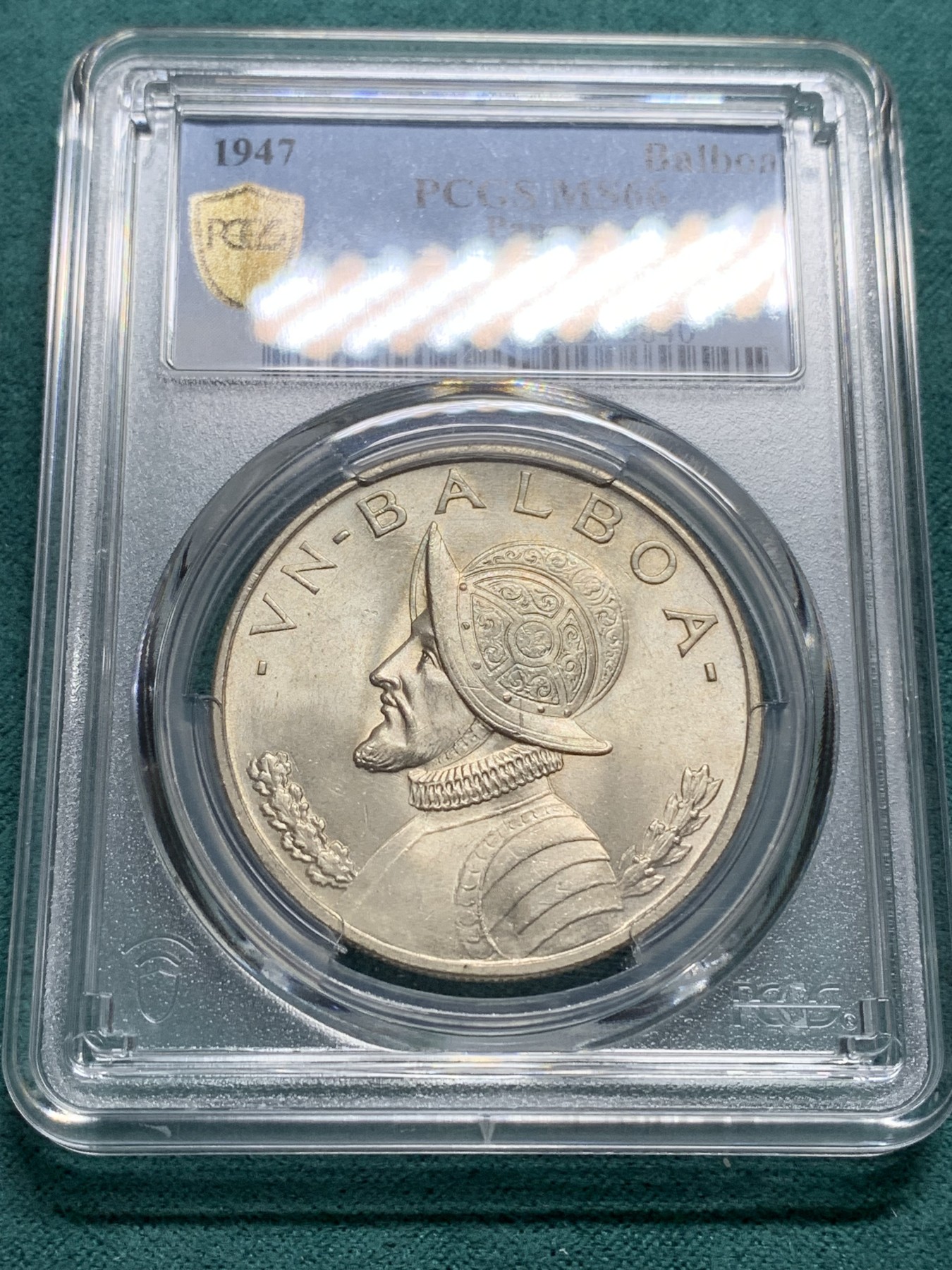 欢迎参加《竞宝斋》为爱冲冲冲 七夕特拍专场 ！第191场 (全场包邮) PCGS-MS66 巴拿马1947年1巴波亚主币大银币，稀少高分亚军分数，这个品种分数国内仅见