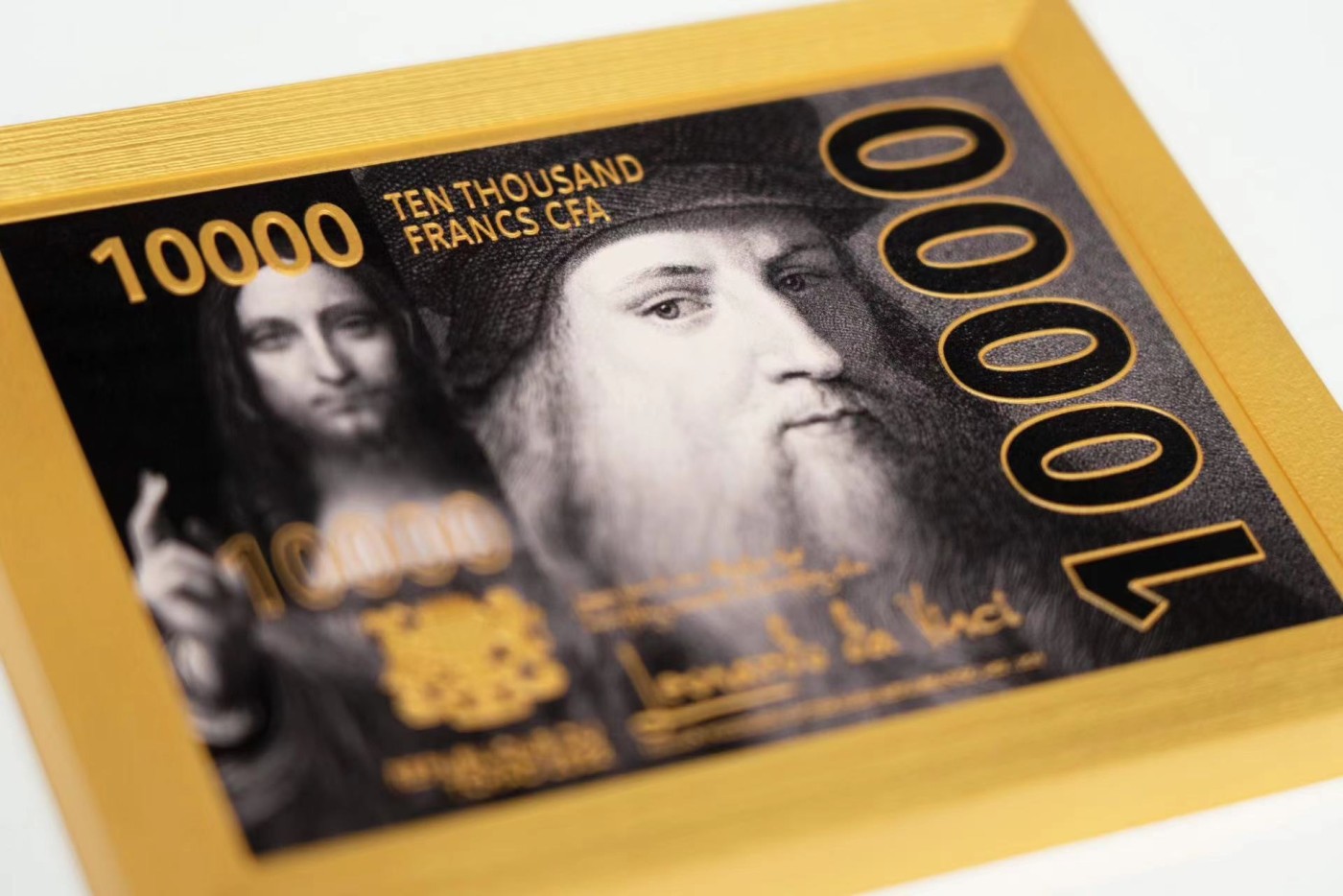 【金钰满堂钱币】拍卖第十二期 福利多多 大家多多捧场 救世主 Salvator Mundi  2022乍得发行 面值：10,000中非法郎 材质：2oz银+33.5oz铜 发行量：888枚 尺寸：110*145mm  