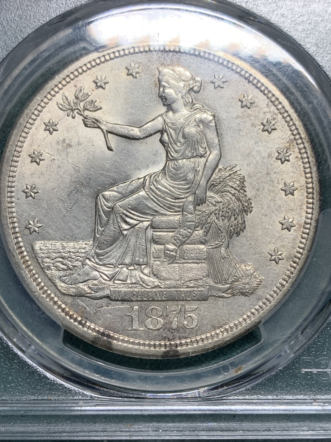欢迎参加《竞宝斋》为爱冲冲冲 七夕特拍专场 ！第191场 (全场包邮) PCGS-MS61美国1875-S拿花贸易银币 底板丝滑转光带淡彩，这个年份这个品相很难得 稀少热门品种，不容错过
