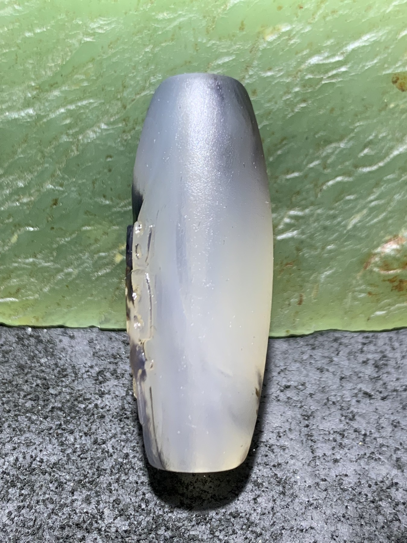 精美高玉化亚光草花纹海洋玉髓手工俏色巧雕禅字一心向佛，参禅悟道意境桶珠一个！