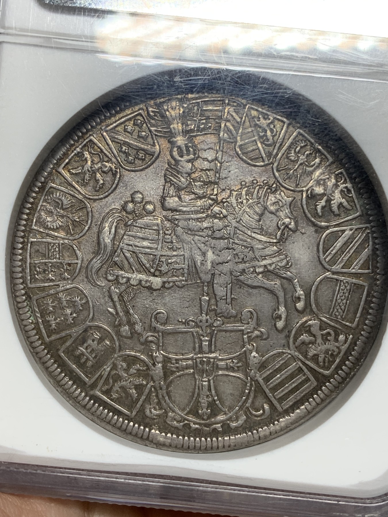 欢迎参加《竞宝斋》为爱冲冲冲 七夕特拍专场 ！第191场 (全场包邮) NGC XF45 德国 1614 条顿骑士团  2泰勒大银币 难得一见的条顿2泰勒