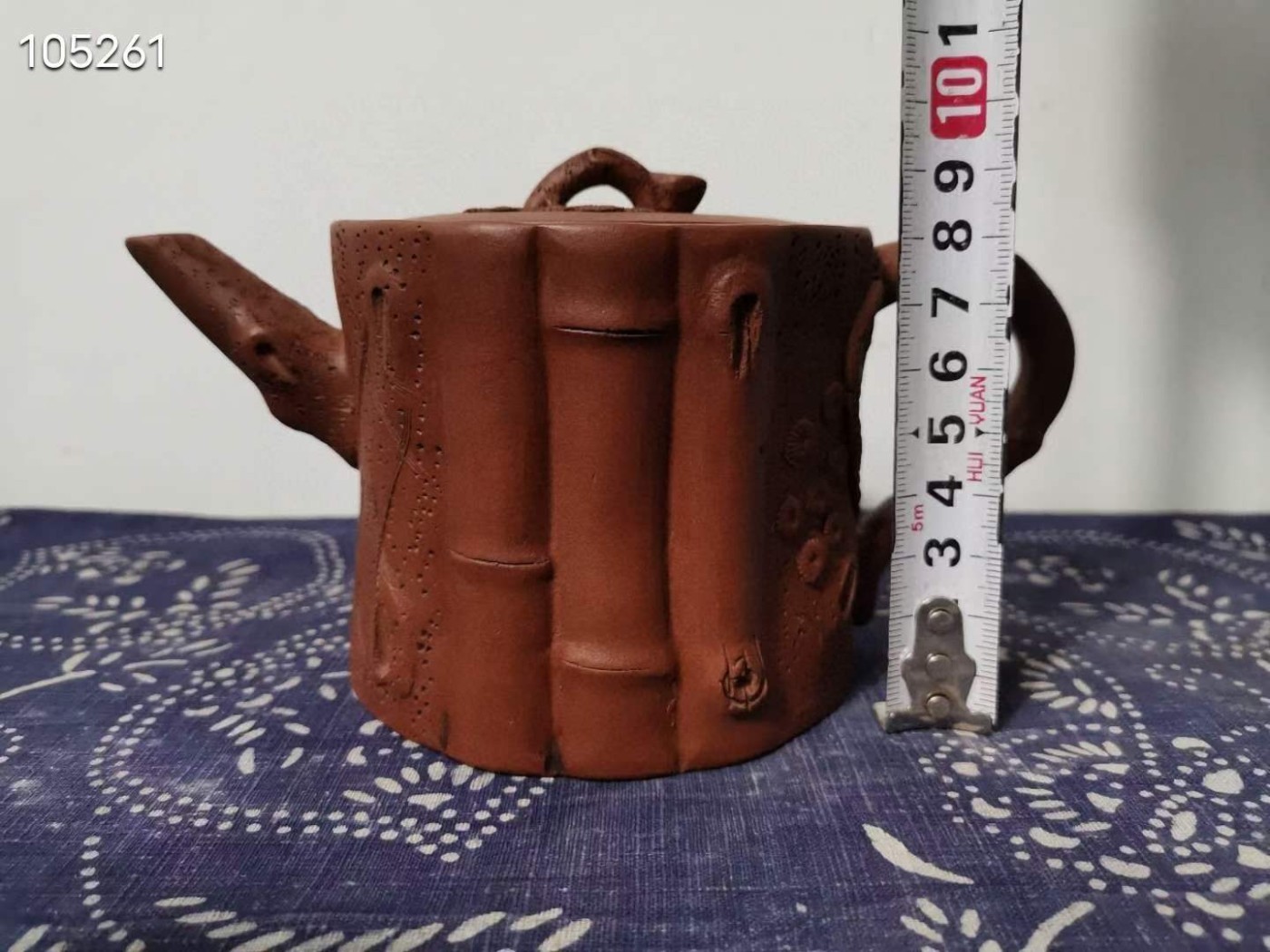 有兰秘制款老紫砂壶，松段花器壶形，朱泥砂料，品相一流