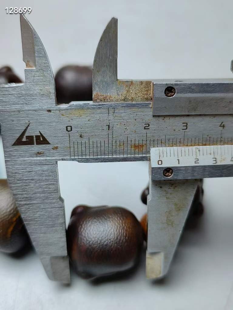 老x牛角手串雕刻弥勒佛 鱼子纹清晰 品相完好