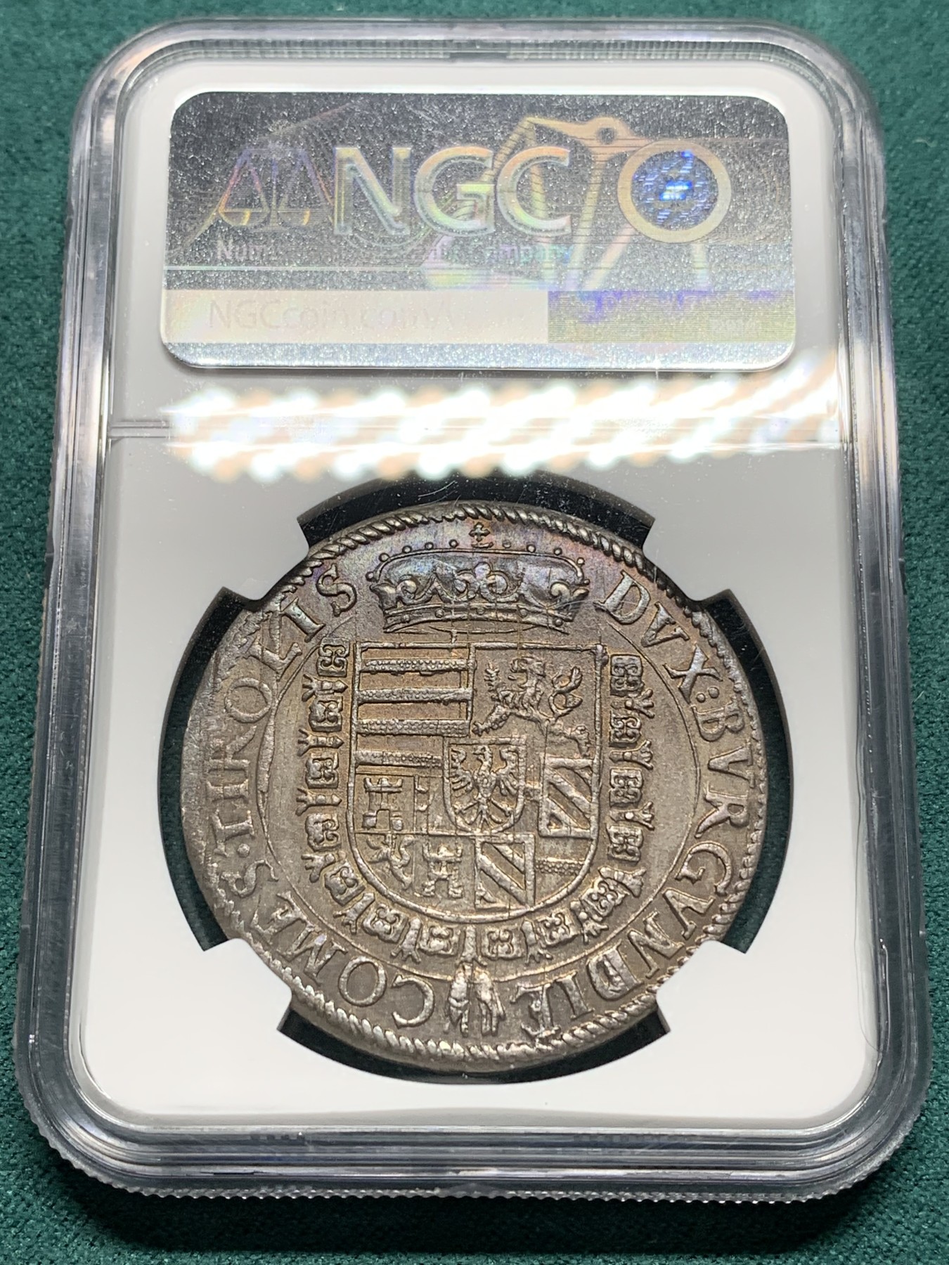 欢迎参加《竞宝斋》为爱冲冲冲 七夕特拍专场 ！第191场 (全场包邮) NGC-MS63  神圣罗马帝国 1564-95年 1泰勒 大银币霍尔造币厂 双面五彩包浆好状态 一枚毕业