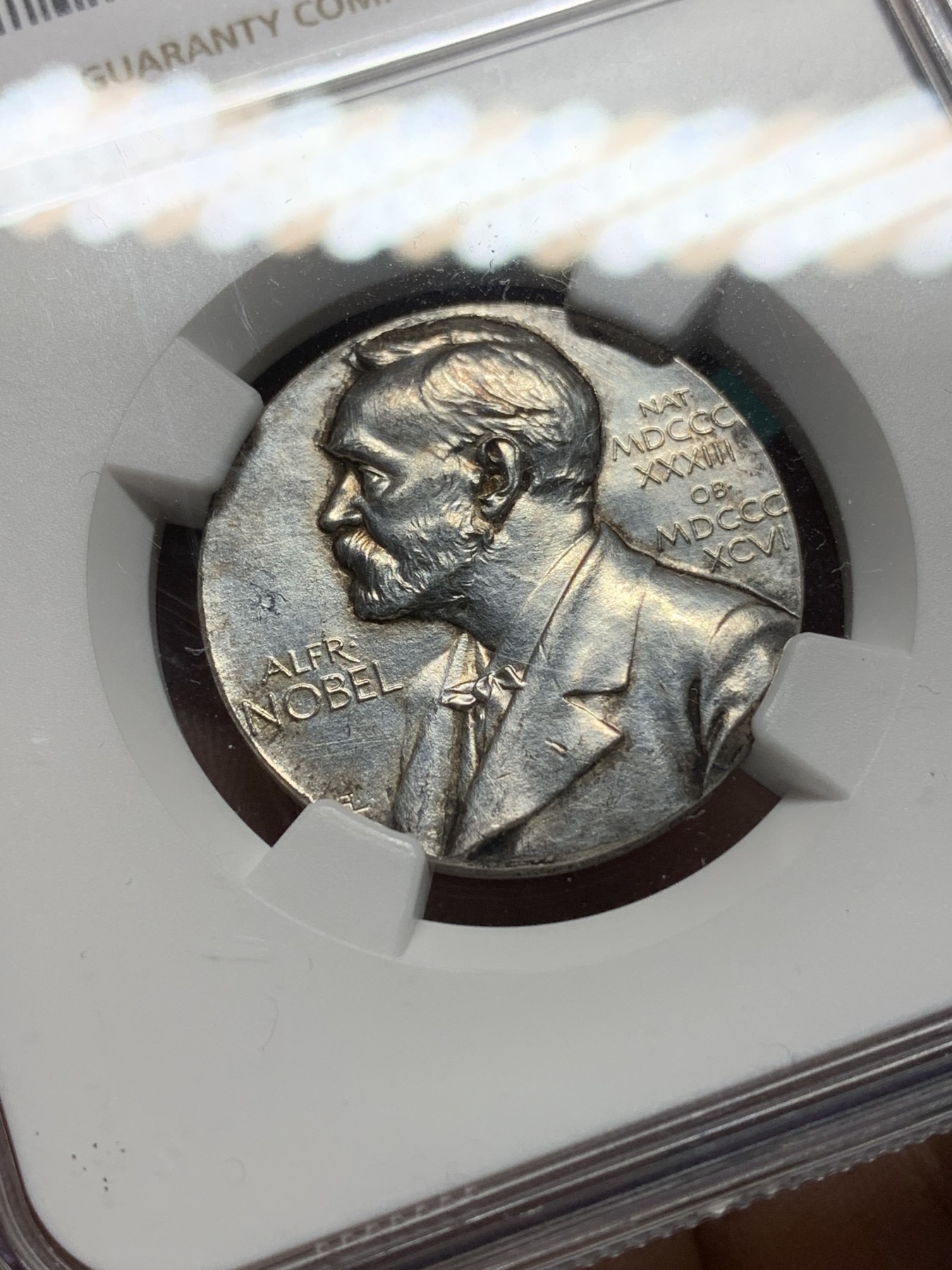 欢迎参加《竞宝斋》为爱冲冲冲 七夕特拍专场 ！第191场 (全场包邮) NGC UNC 瑞典 诺贝尔奖 提名委员会 银章 稀缺品种 值得收藏 感觉可以给分
