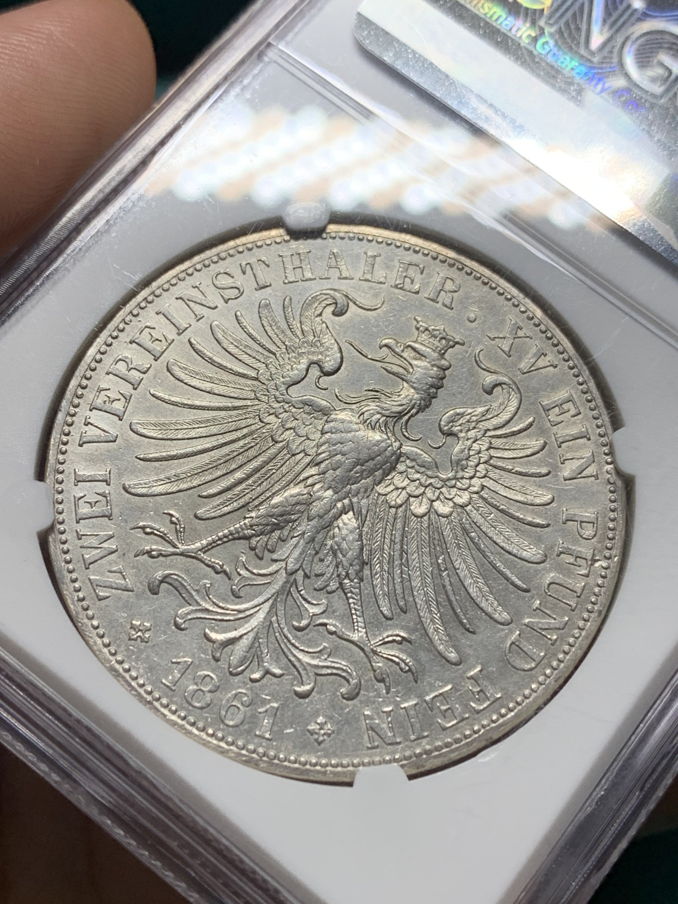 欢迎参加《竞宝斋》为爱冲冲冲 七夕特拍专场 ！第191场 (全场包邮) NGC-AUD 德国1861年法兰克福少女2泰勒大银币 37克的重量
