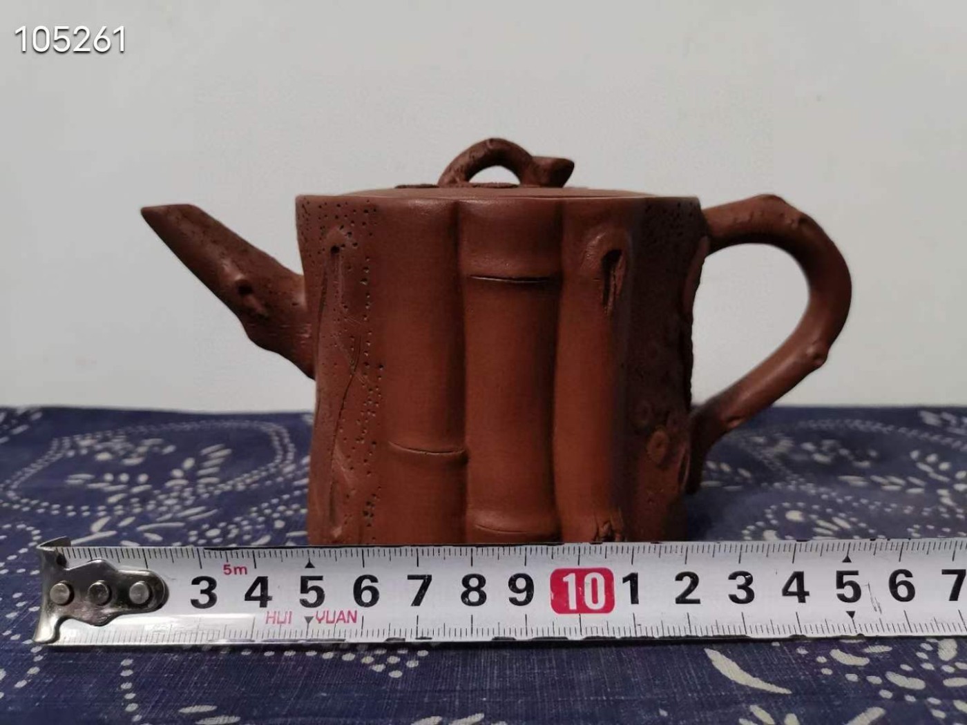 有兰秘制款老紫砂壶，松段花器壶形，朱泥砂料，品相一流