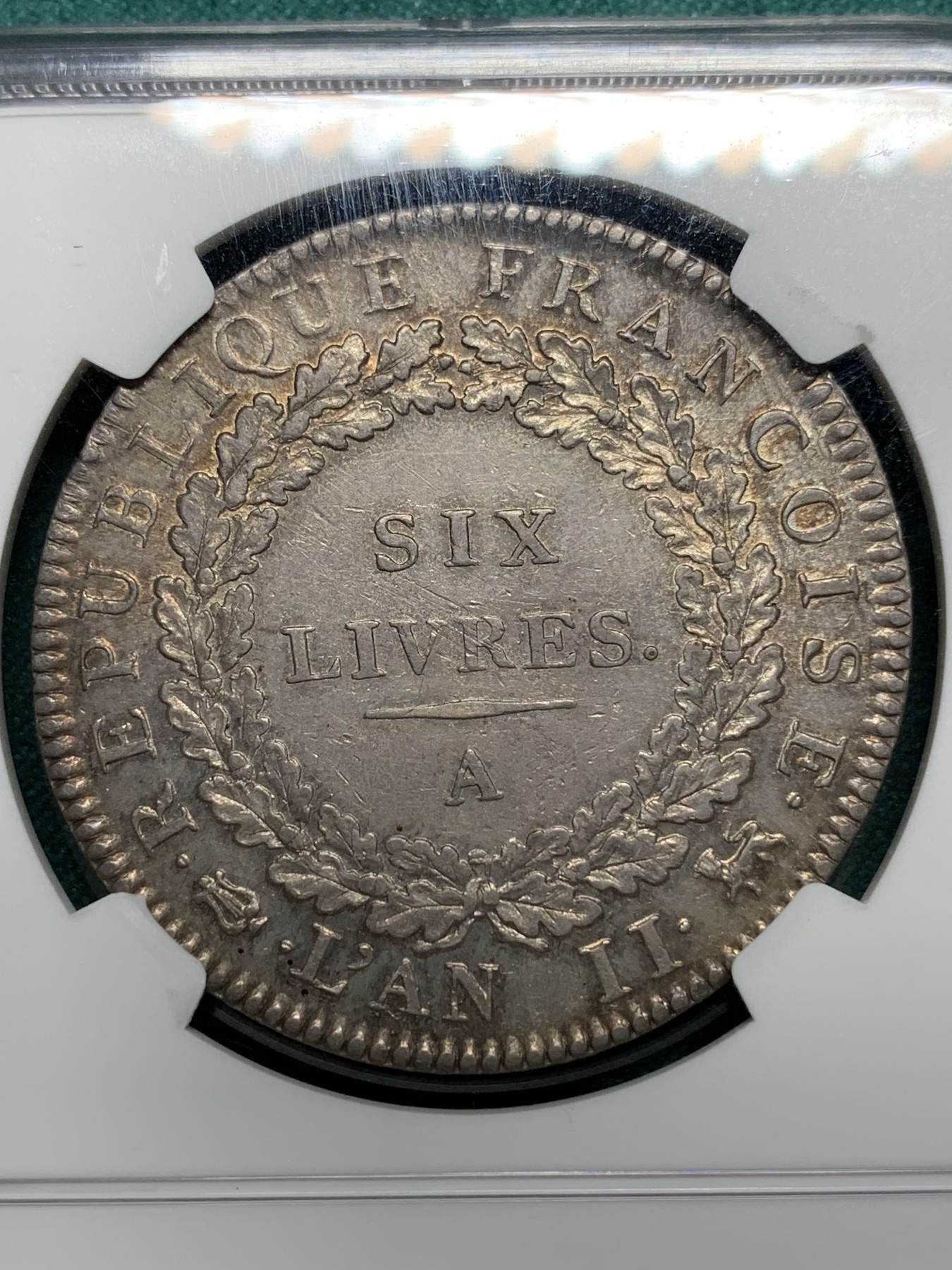 欢迎参加《竞宝斋》为爱冲冲冲 七夕特拍专场 ！第191场 (全场包邮) NGC-AU55 1793年法国天使6里弗 法国大革命时期的早期货币，深打淡彩轻微减重痕，整体无大伤，状态相当出众