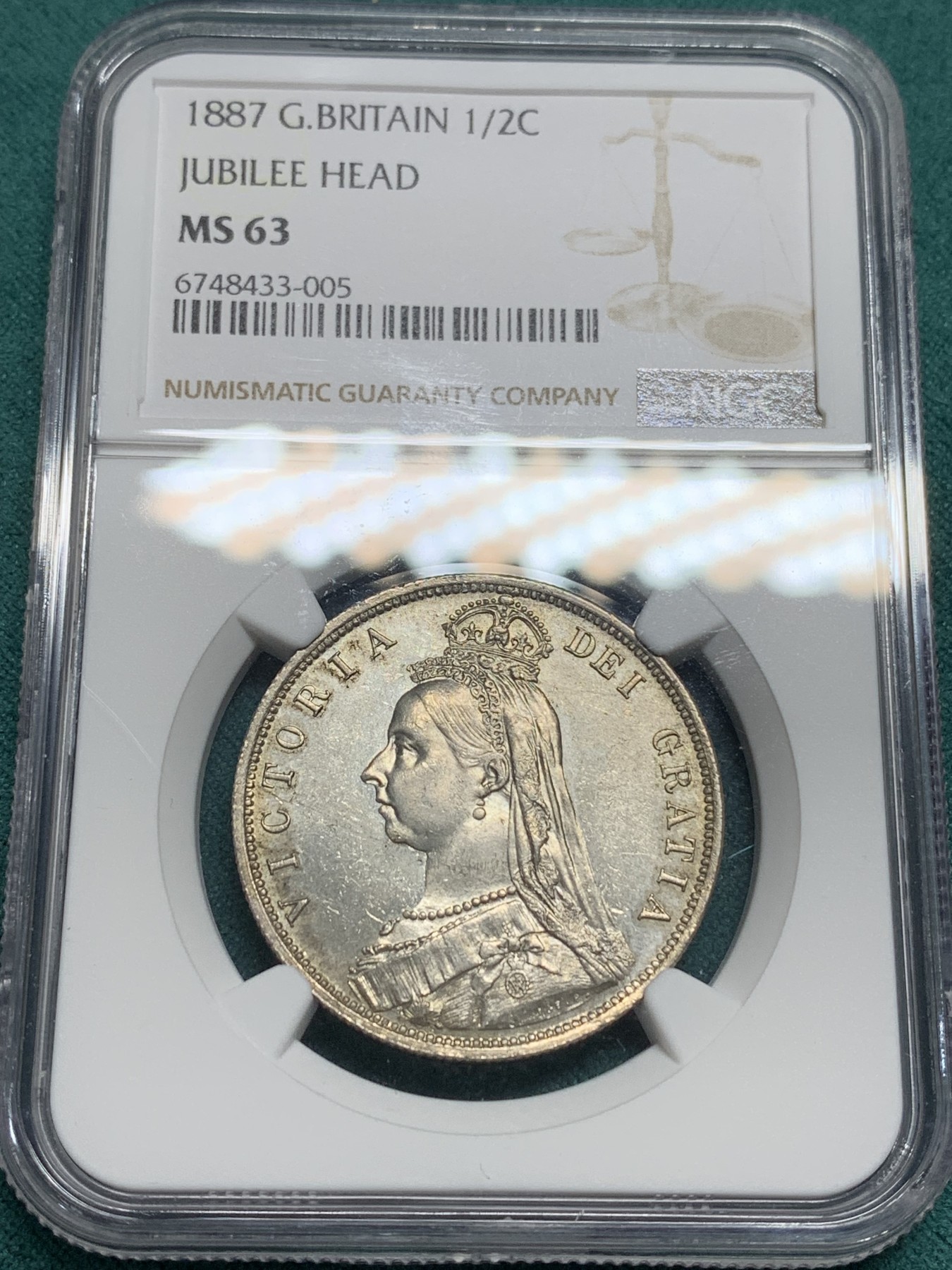 欢迎参加《竞宝斋》为爱冲冲冲 七夕特拍专场 ！第191场 (全场包邮) 7枚一套 NGC MS63-64 英国1887年 维多利亚 高冠版 银币套币 高分连号 一次搞定 比较难得
