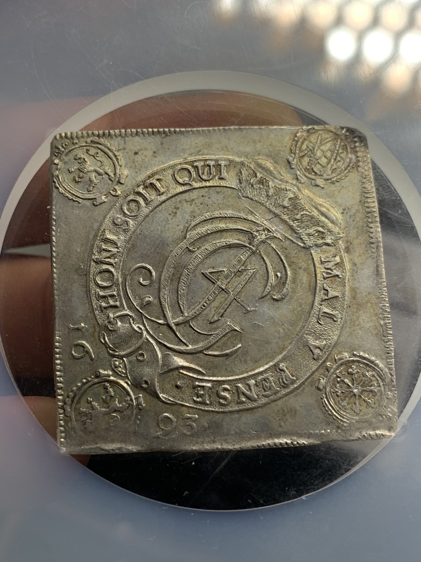 欢迎参加《竞宝斋》为爱冲冲冲 七夕特拍专场 ！第191场 (全场包邮) NGC-MS62 1693年德国萨克森胜利方泰勒 纪念约翰奥格尔格四世接受嘉德勋章，冠军分,深打底光，设计精美