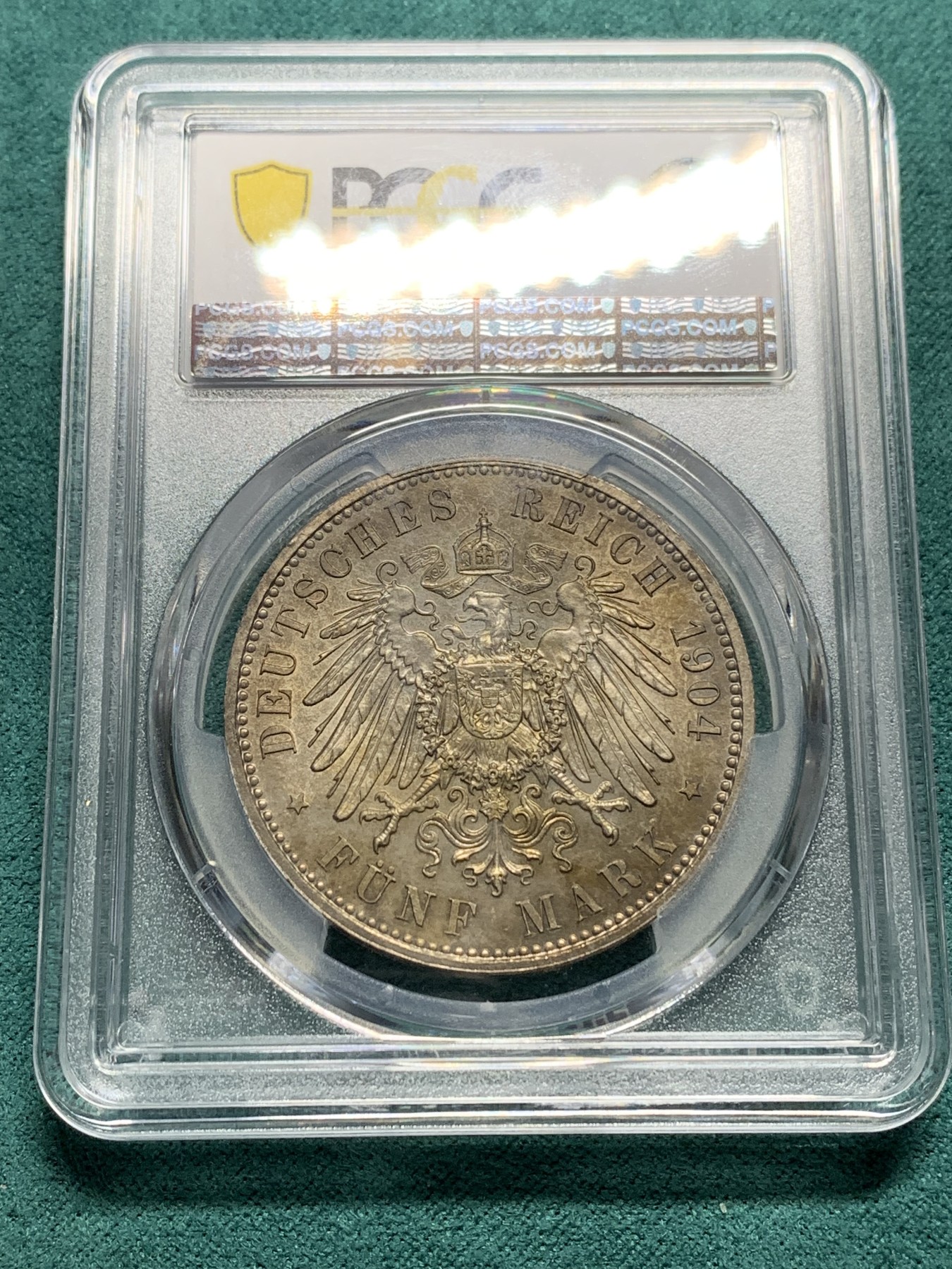 欢迎参加《竞宝斋》为爱冲冲冲 七夕特拍专场 ！第191场 (全场包邮) PCGS-MS64，德国1904年萨克森乔治纪念5马克银币，金色均匀包浆 难得高分状态