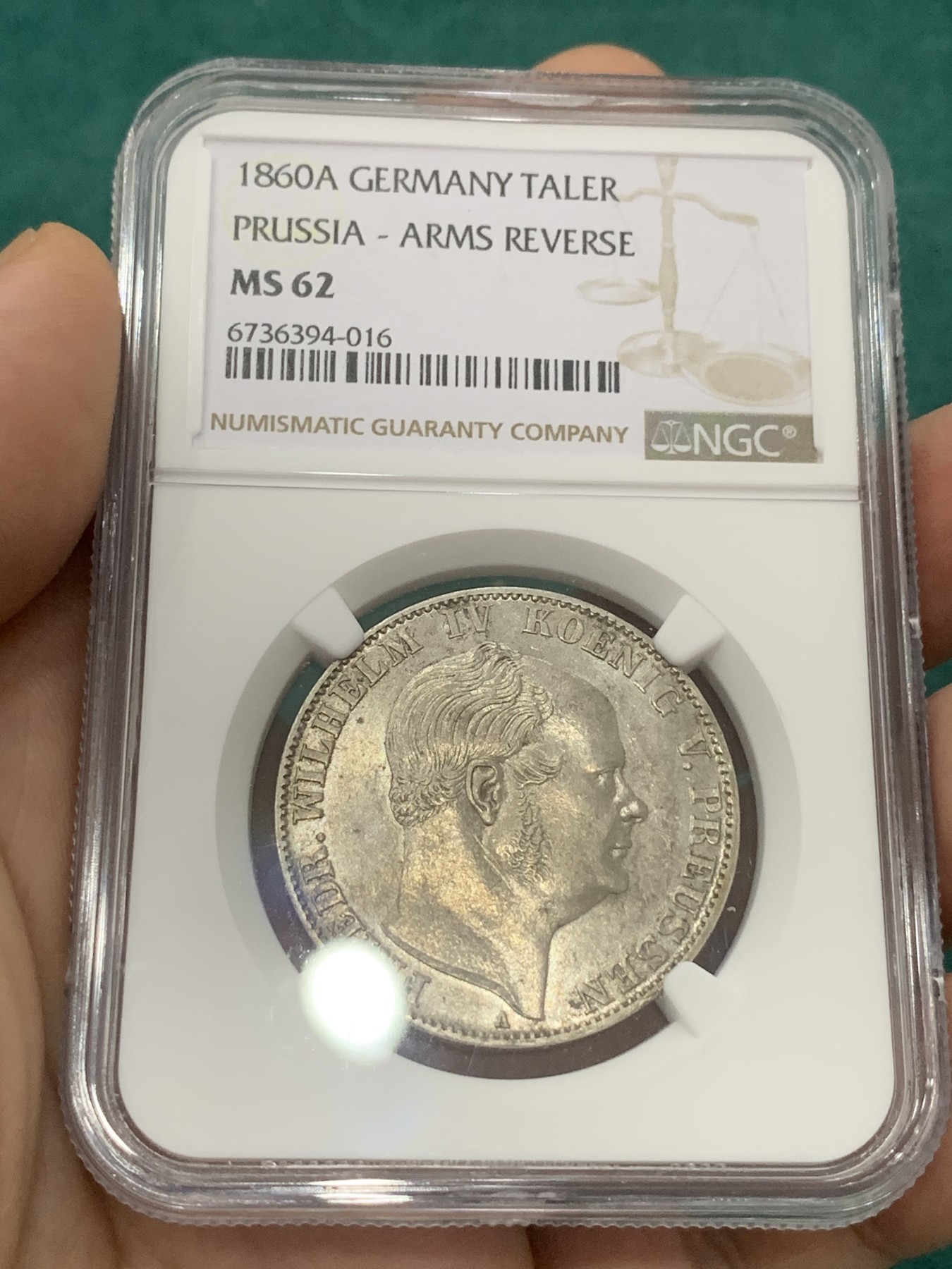 欢迎参加《竞宝斋》为爱冲冲冲 七夕特拍专场 ！第191场 (全场包邮) NGC-MS62 德国普鲁士洋葱头1860A 1泰勒银币 少见未流通好品 原状态连续转光 离冠鹰少见版本