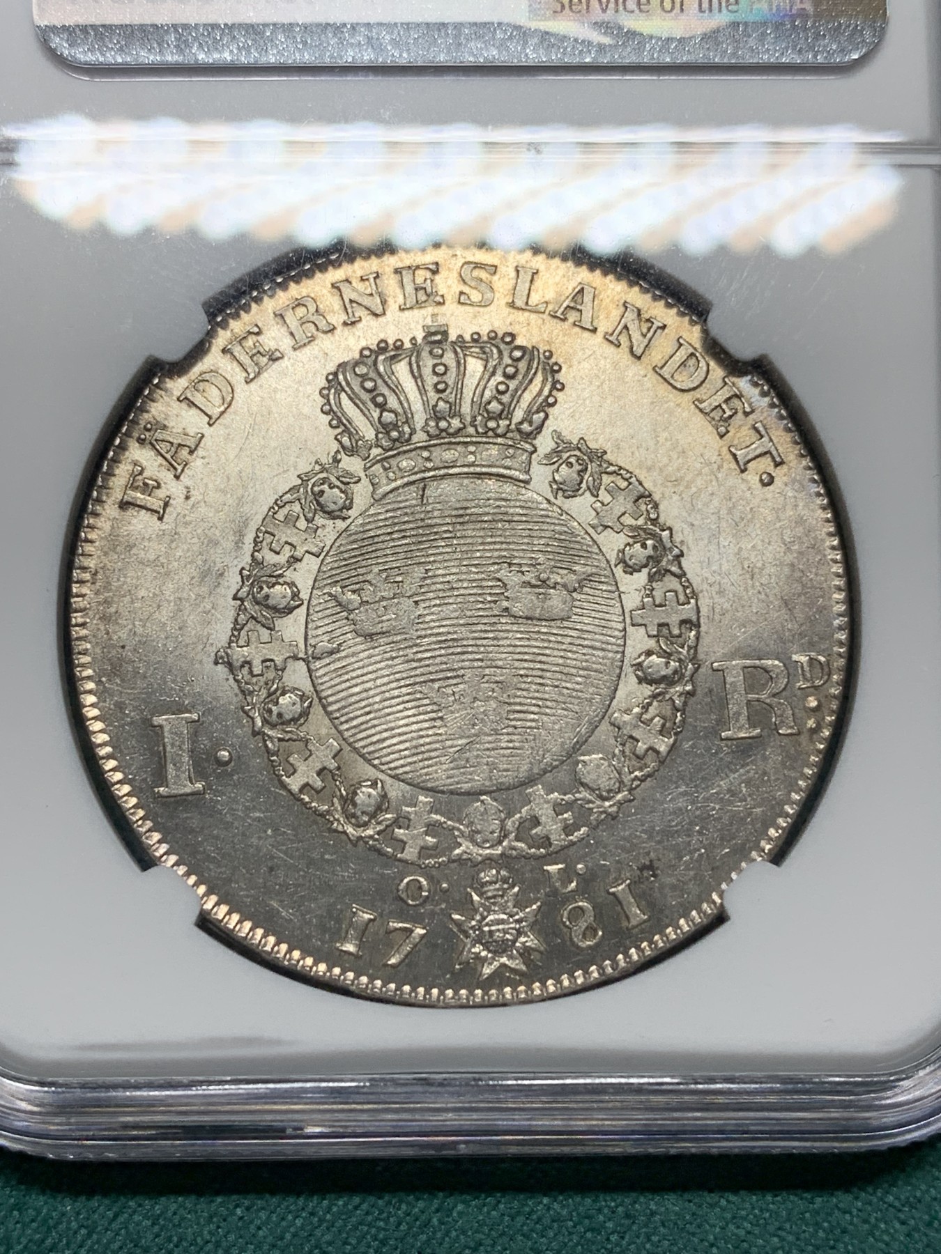 欢迎参加《竞宝斋》为爱冲冲冲 七夕特拍专场 ！第191场 (全场包邮) NGC-MS61 瑞典1781-OL古斯塔夫三世国王 1达勒银币 两百多年历史 底板银光充沛 转光强烈 季军分