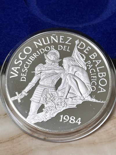 【海寕潮】拍卖第七十九期 - 【海寧潮A】获奖巴拿马1984年巴波亚发现太平洋精制纪念银币，获1986年克劳斯最佳银币和最佳艺术币大奖，原价3800