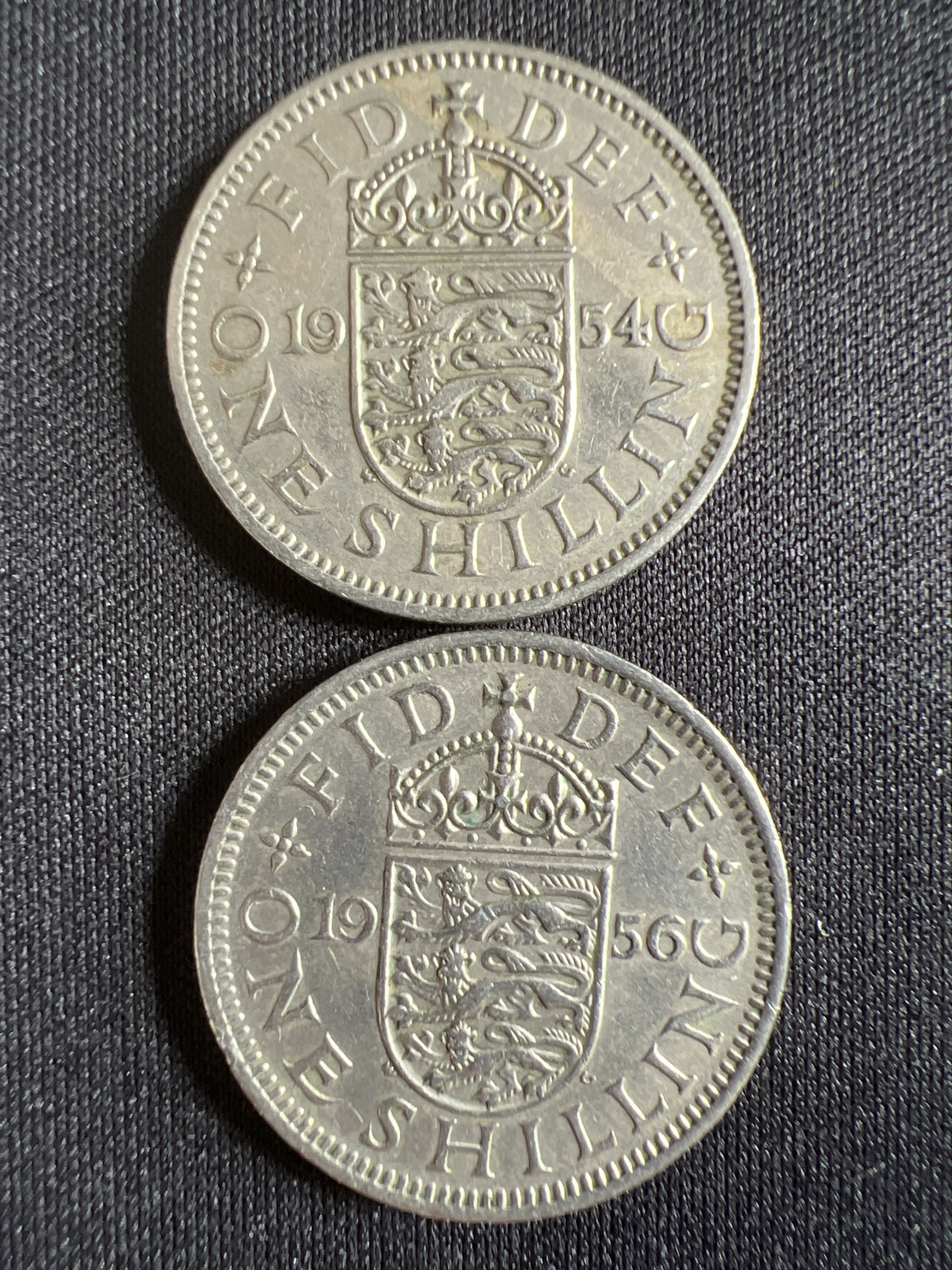 泡泡堂第380期 硬币专场 （无押金，捡漏，全场20包邮，偏远地区除外，接收代拍业务） 伊二三狮版两枚