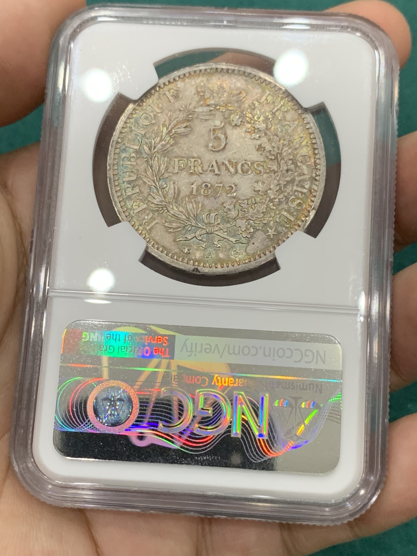 欢迎参加《竞宝斋》为爱冲冲冲 七夕特拍专场 ！第191场 (全场包邮) NGC-MS61 法国 1872年A厂大力神，罕见年份，发行量极少。五彩包浆沁人心脾的美，难得一见的好状态。