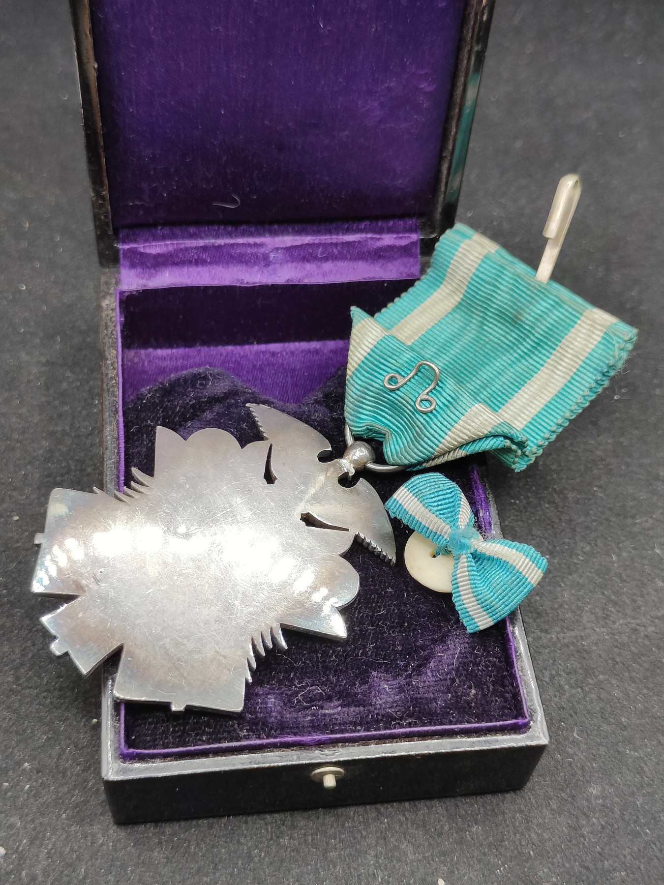 全场0元起拍 第84期 咸鱼国勋章拍卖专场 8月23日（周三）下午6：00开始 明治时期 七级金鸱章 银制带略