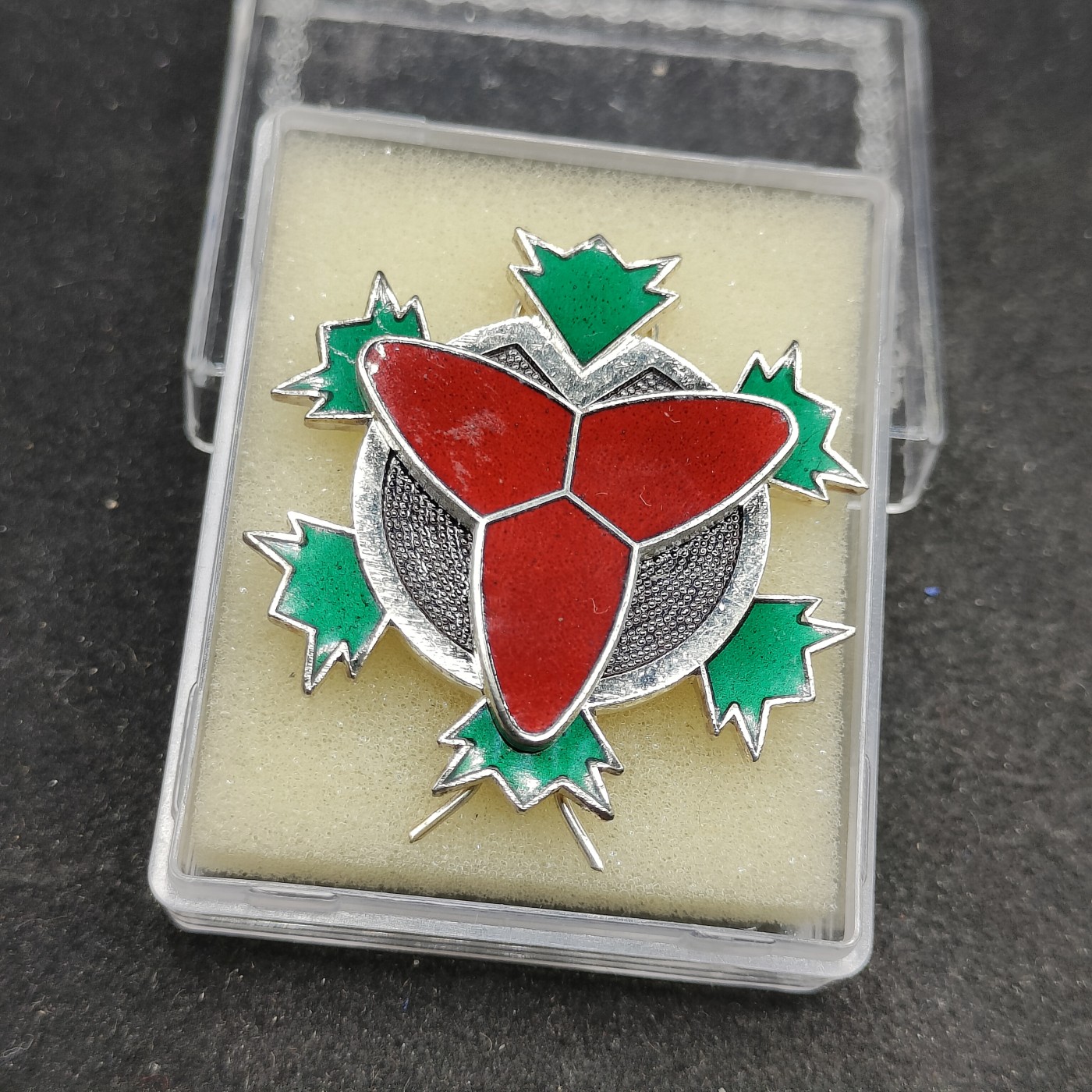 全场0元起拍 第84期 咸鱼国勋章拍卖专场 8月23日（周三）下午6：00开始 日本消防团永年勤续珐琅章