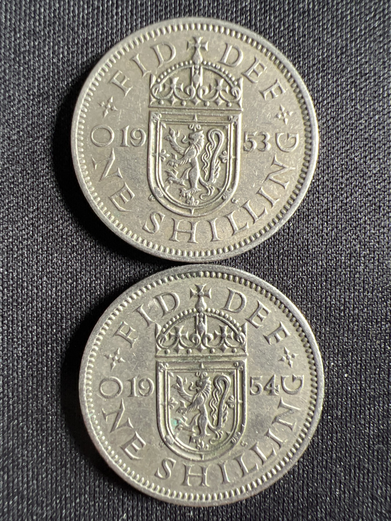 第1期 硬币专场 （无押金，捡漏，全场20包邮，偏远地区除外，接收代拍业务） 伊二红狮版两枚