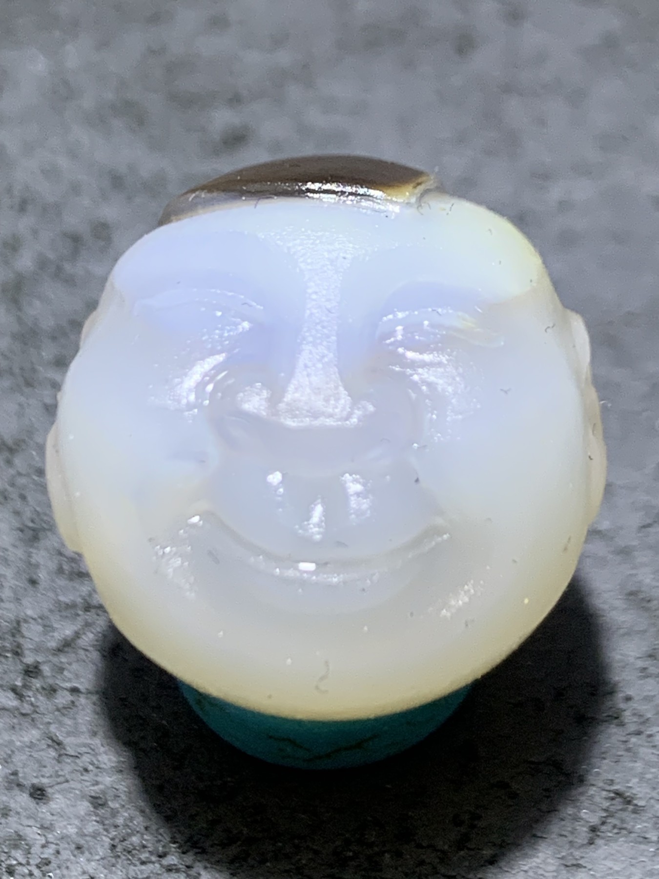 精美高玉化亚光海洋玉髓手工俏色童子圆珠一个！