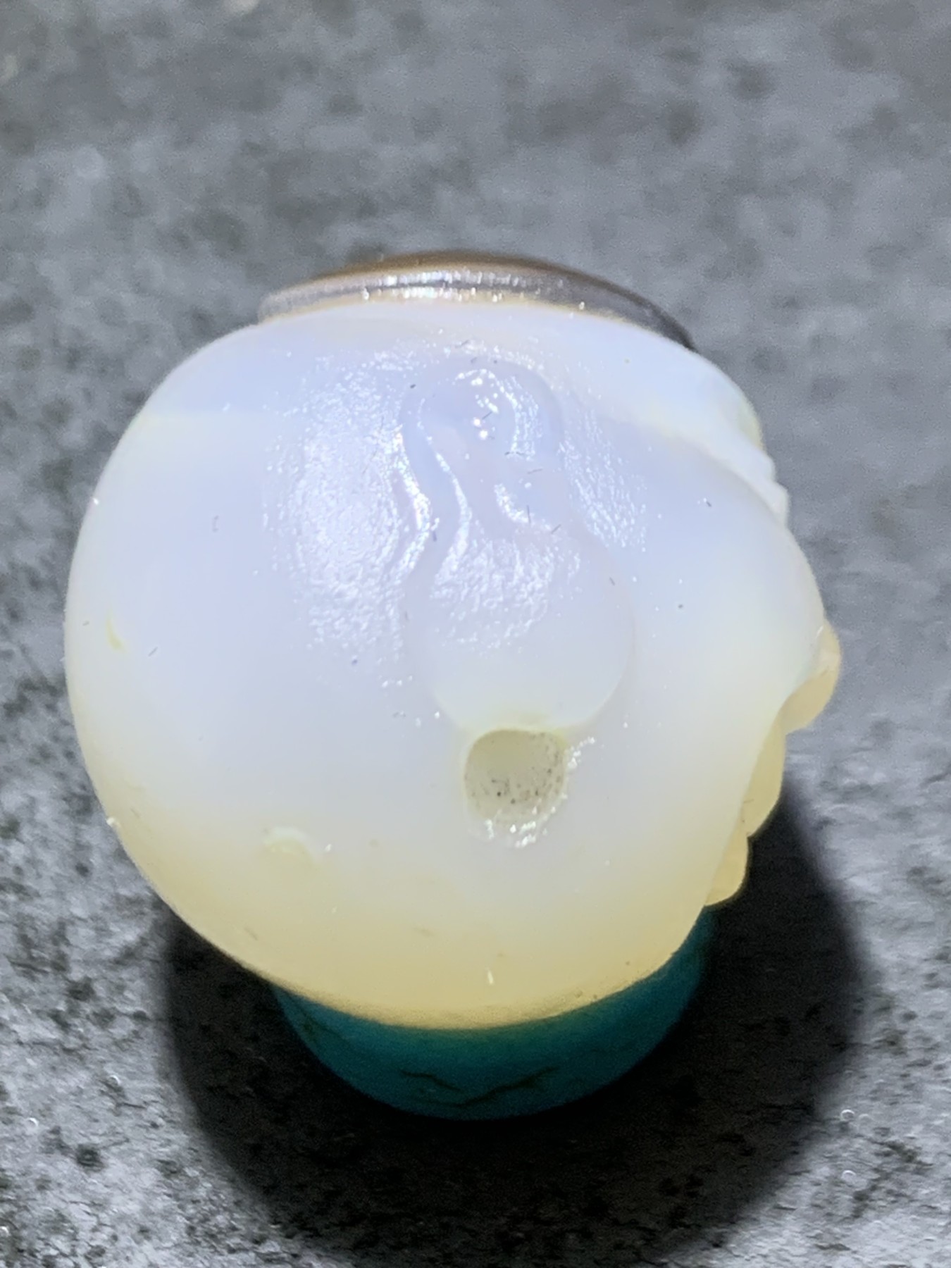 精美高玉化亚光海洋玉髓手工俏色童子圆珠一个！