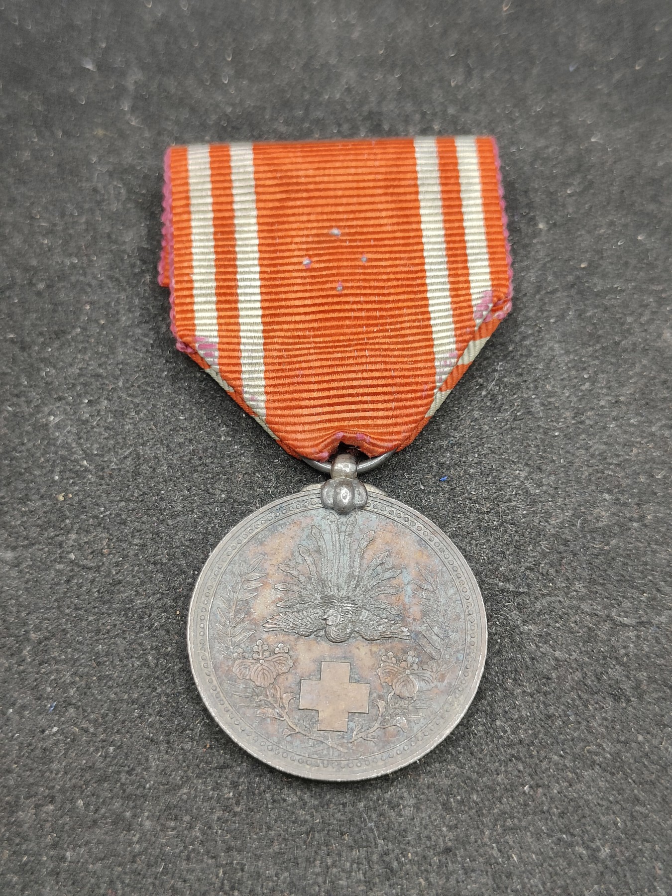 全场0元起拍 第84期 咸鱼国勋章拍卖专场 8月23日（周三）下午6：00开始 日本战前赤十字社员章 银制