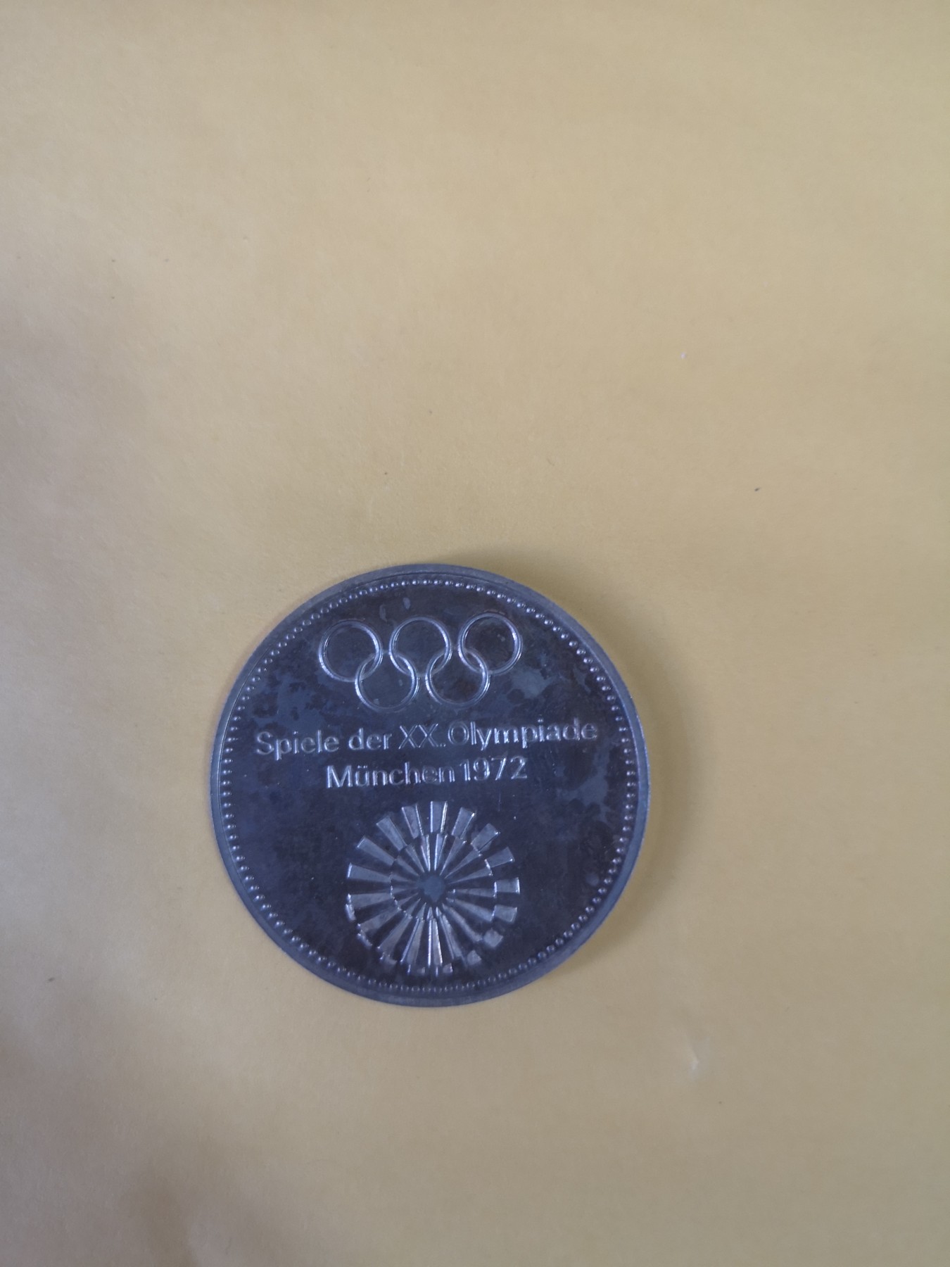 长老汇第35场杂货拍卖 1972慕尼黑奥运银章，五彩，29.9克，40MM