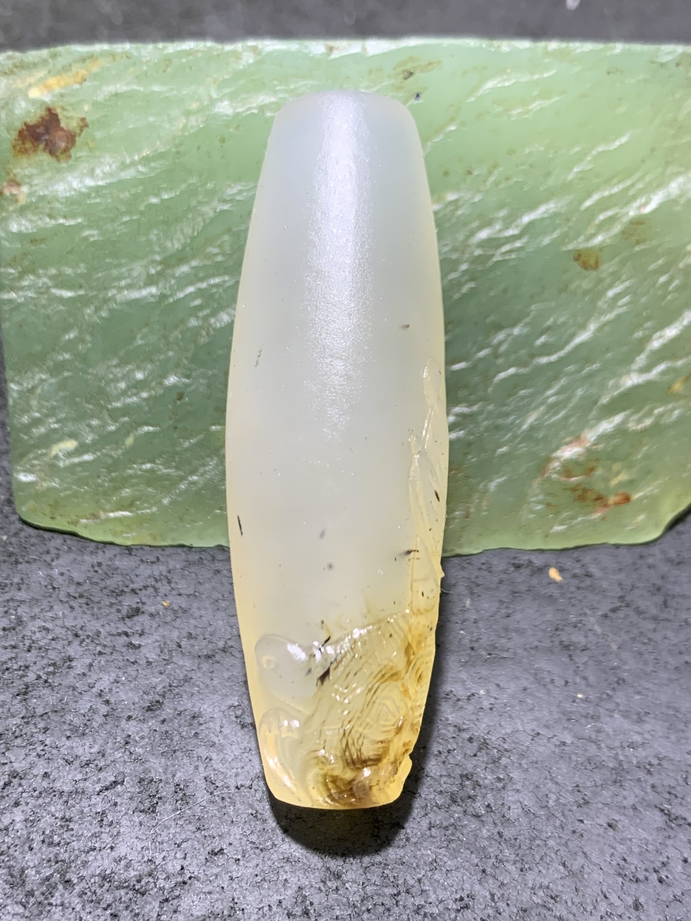 精美高玉化亚光海洋玉髓手工俏色巧雕西游记，横渡通天河意境大桶珠一个！