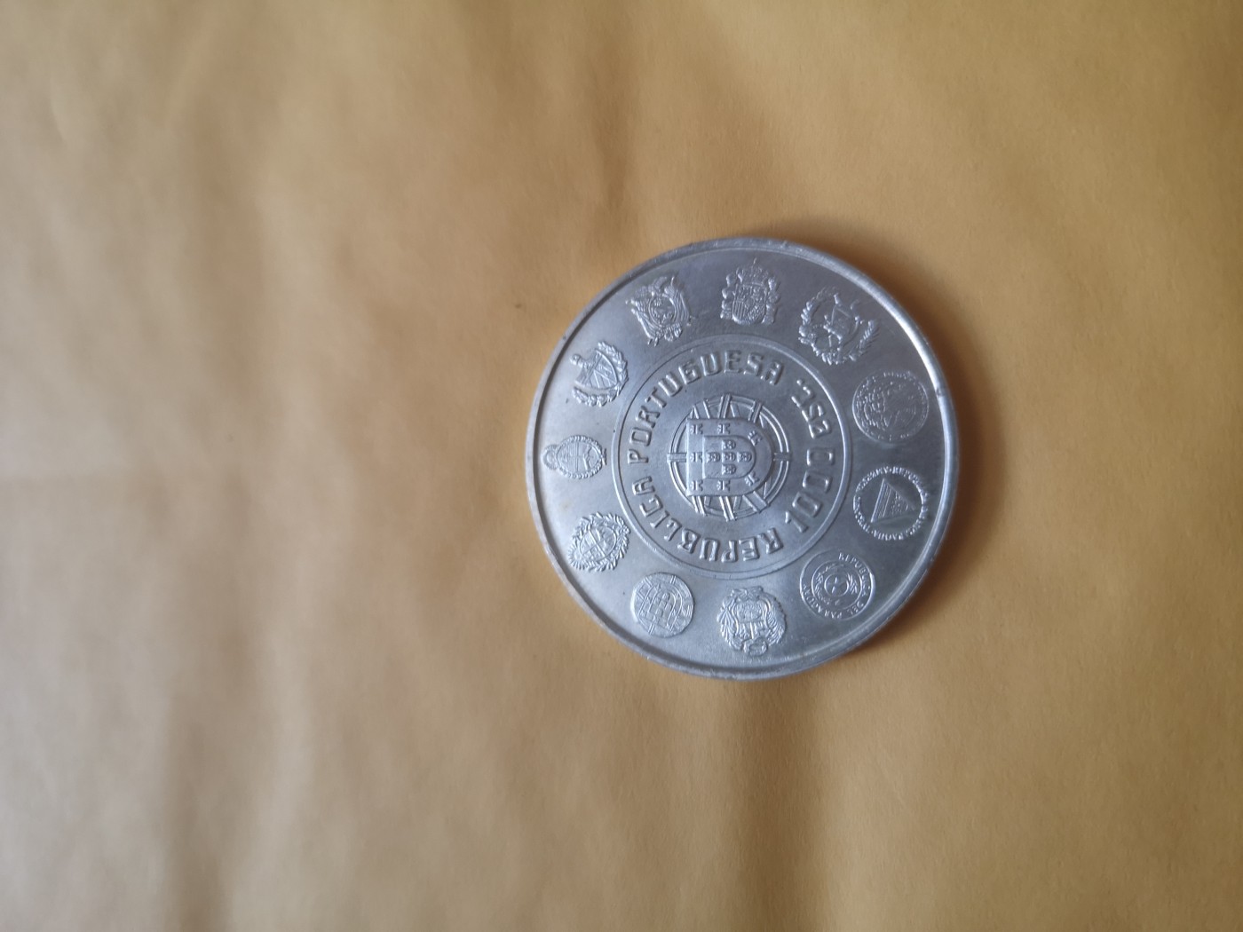 长老汇第35场杂货拍卖 2000葡萄牙卢西亚诺马和骑手1000埃斯库多斯银币（2）