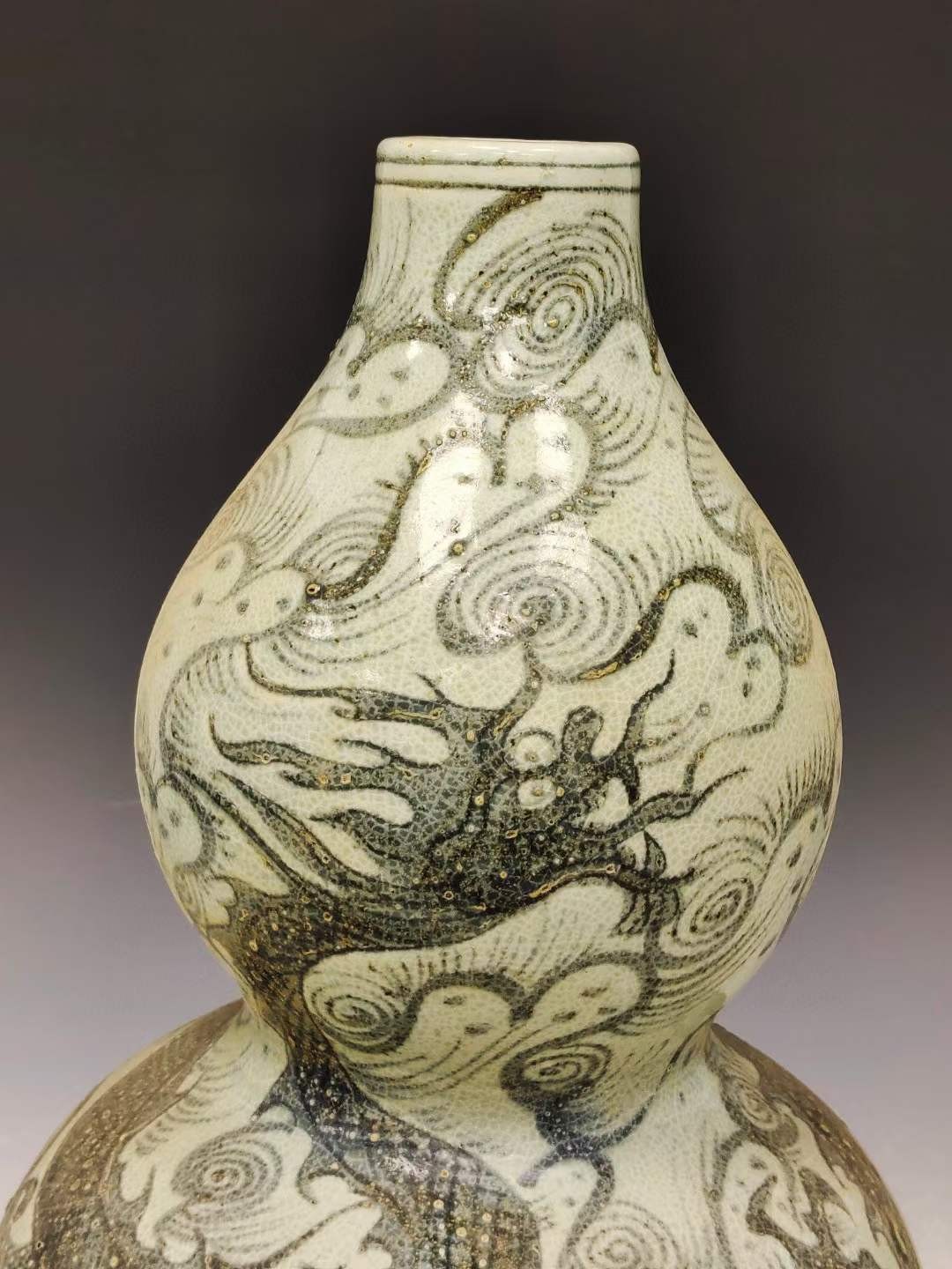 旧藏青花龙纹葫芦瓶 旧藏青花龙纹葫芦瓶