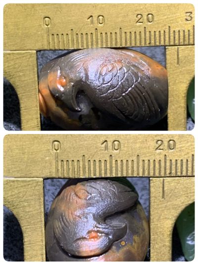 精美冰飘亚光战国红玛瑙手工俏色巧雕引蛇出洞桶珠一个， 精美冰飘亚光战国红玛瑙手工俏色巧雕引蛇出洞桶珠一个，