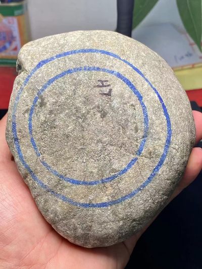 AF-QF007   1.3公斤公斤老敞口后江天空蓝手镯料 AF-QF007   1.3公斤公斤老敞口后江天空蓝手镯料