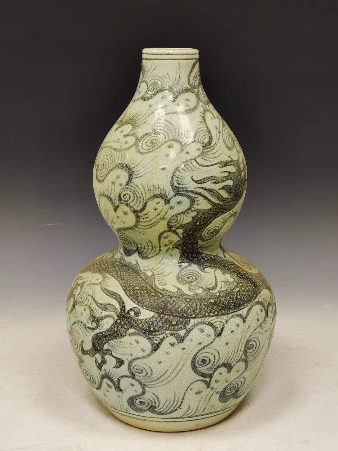 旧藏青花龙纹葫芦瓶 旧藏青花龙纹葫芦瓶