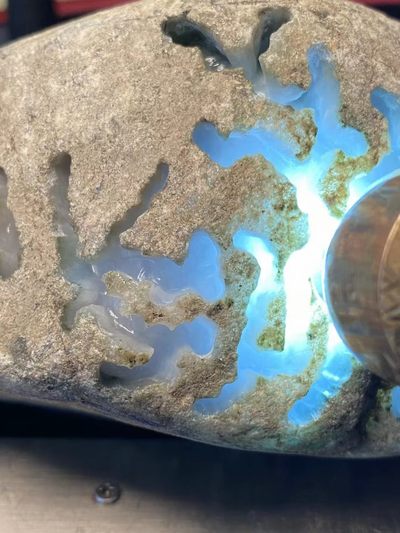 AF-QF007   1.3公斤公斤老敞口后江天空蓝手镯料 AF-QF007   1.3公斤公斤老敞口后江天空蓝手镯料