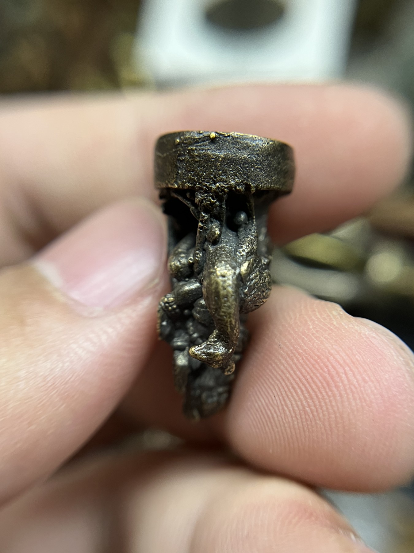 藏传文玩合集 藏传——装藏好的指尖佛