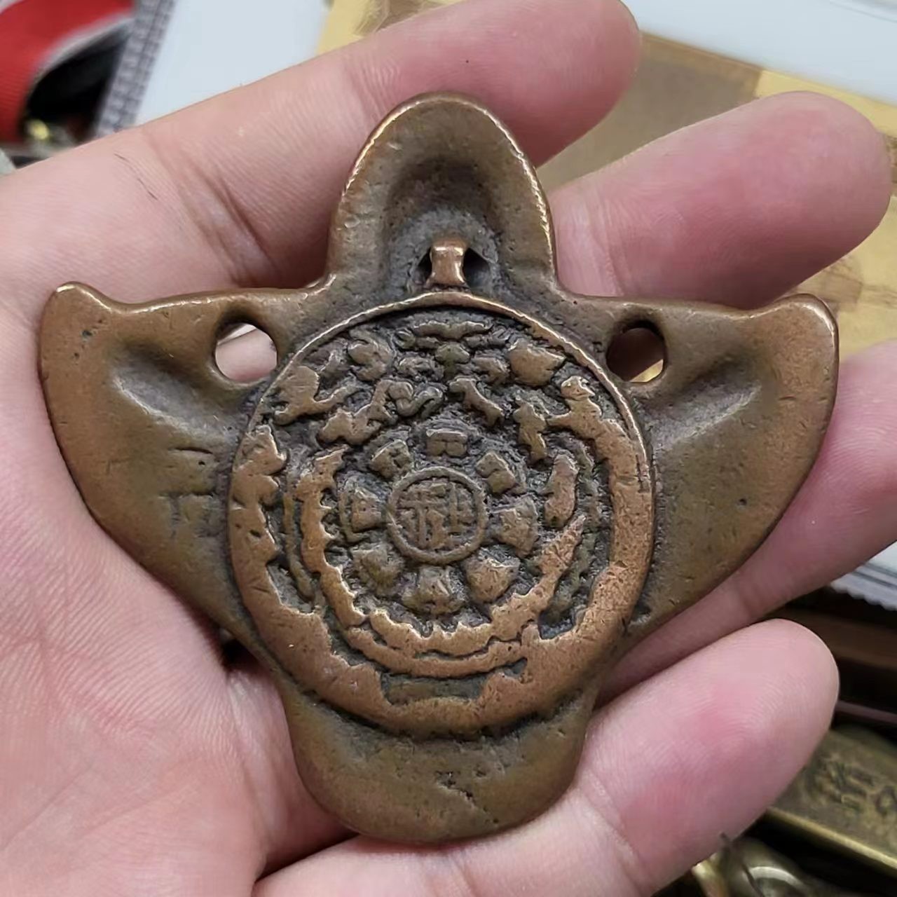 藏传文玩合集 藏传大鹏鸟托甲