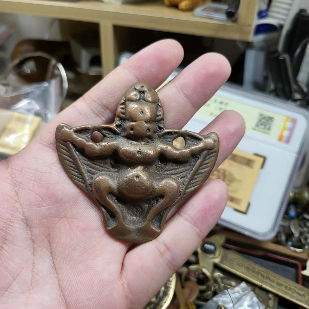 藏传文玩合集 藏传大鹏鸟托甲