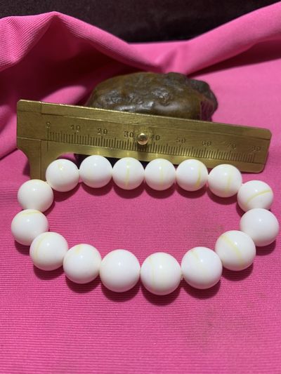 深海奶白一线金丝贝化玉单圈手串一条 深海奶白一线金丝贝化玉单圈手串一条